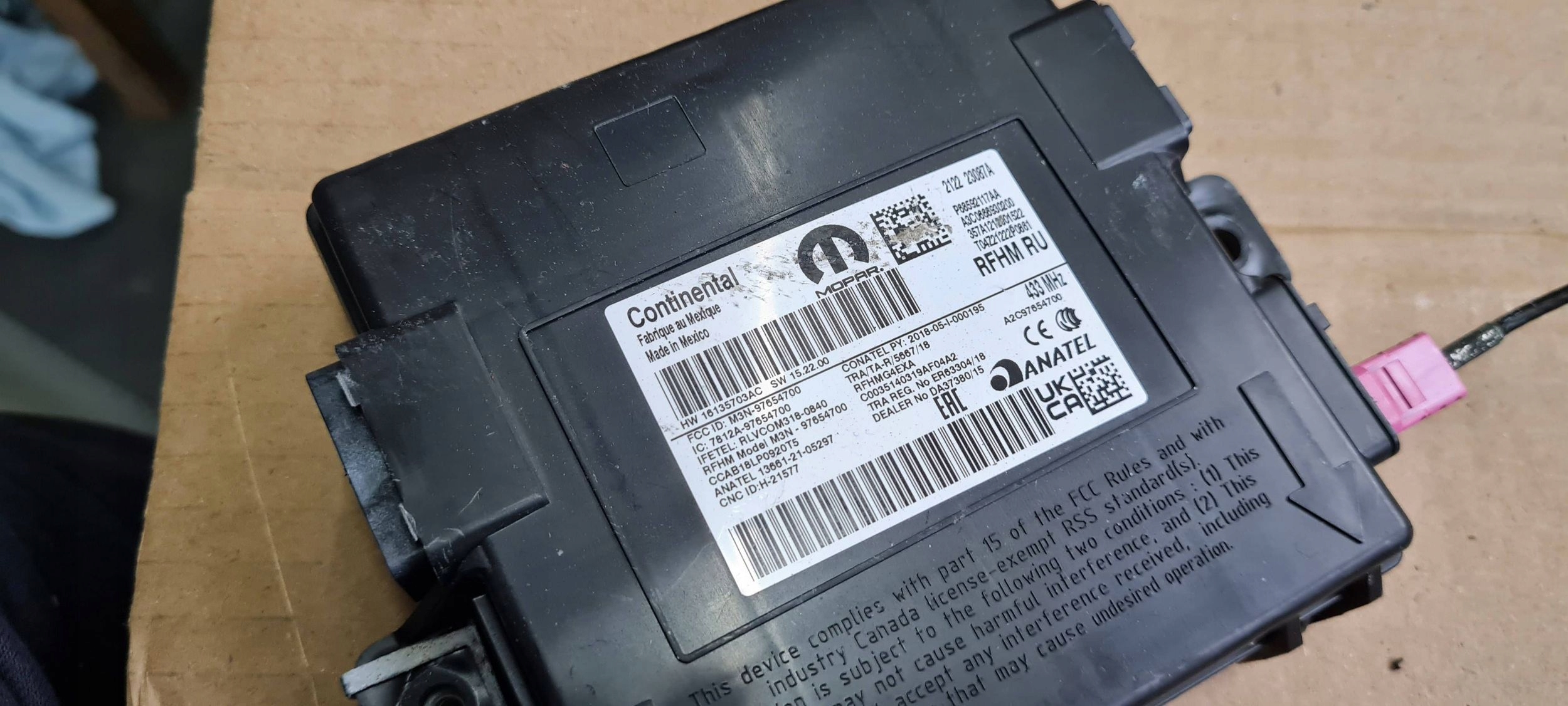 Chrysler Pacifica 2022 module control unit CONTROLE P68592117AA