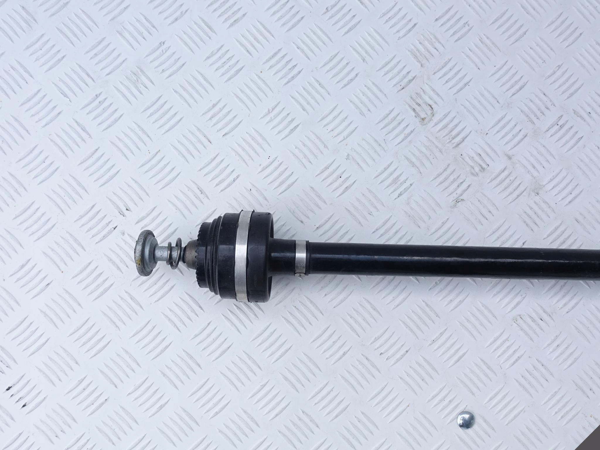 BMW X4 G02 30iX X-DRIVE semi-axis left rear part 8695487