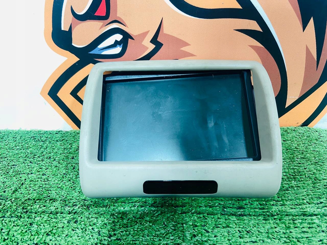 ЕКРАН ЗАДНЬОГО ПІДГОЛІВНИК RANGE ROVER L405 Cw93-19f210-AA