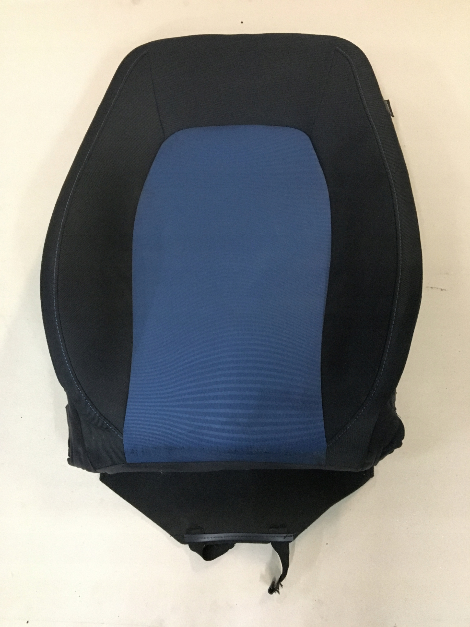 HYUNDAI I10 II 13- КАРТА СПИНКА СИДІННЯ ПЕРЕД