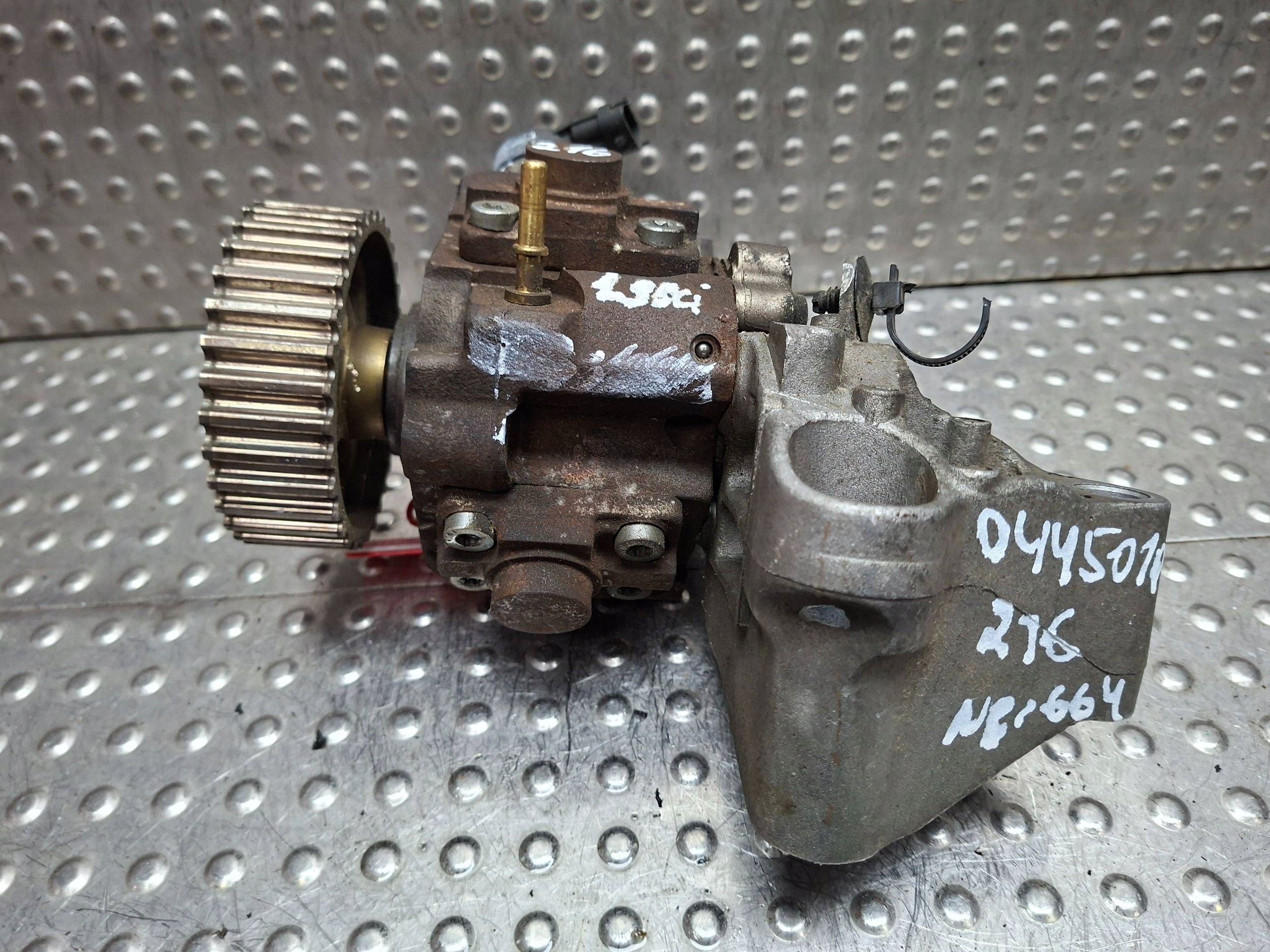 Einspritzpumpe BOSCH 0445010216 RENAULT MEGANE III 1.9 DCI 2009