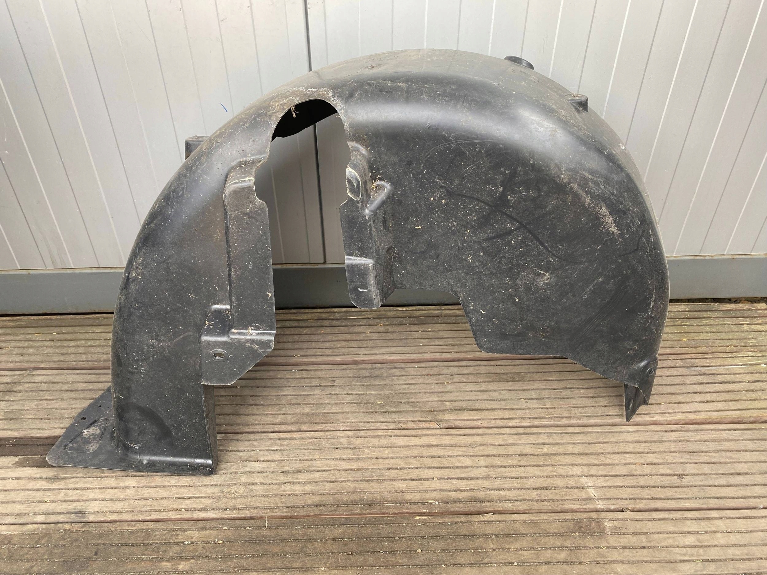 SKODA FABIA IV HB mudguard left rear part rear. 6VA810969