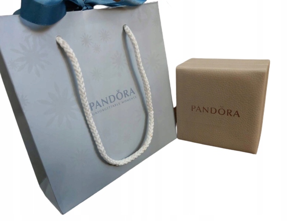 

Skórzana szkatułka na bransoletkę charmsy Pandora