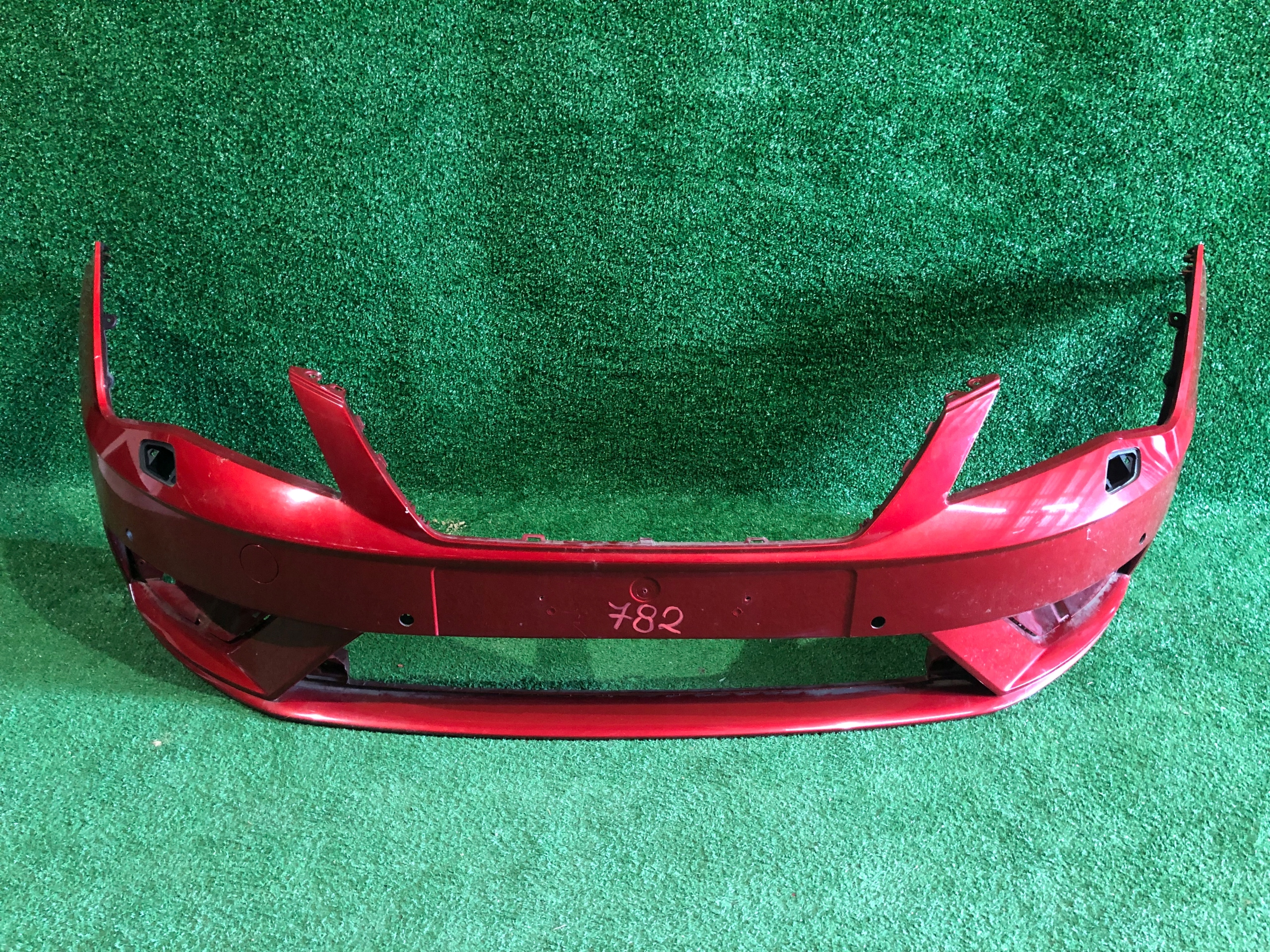 SEAT LEON III LIFT FR front bumper PDC NR.782