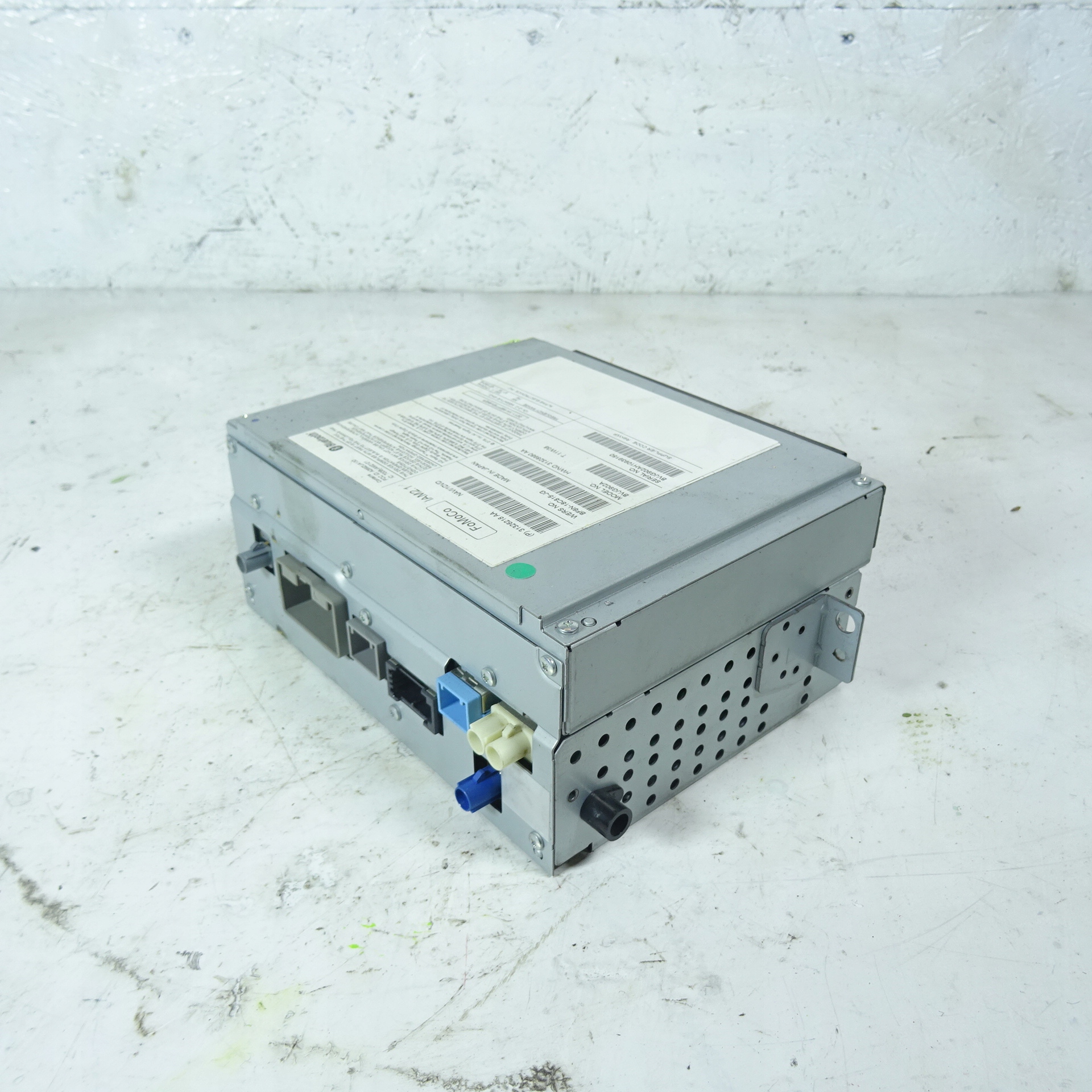 JAGUAR XJ RADIO BF6N-18C815-JG