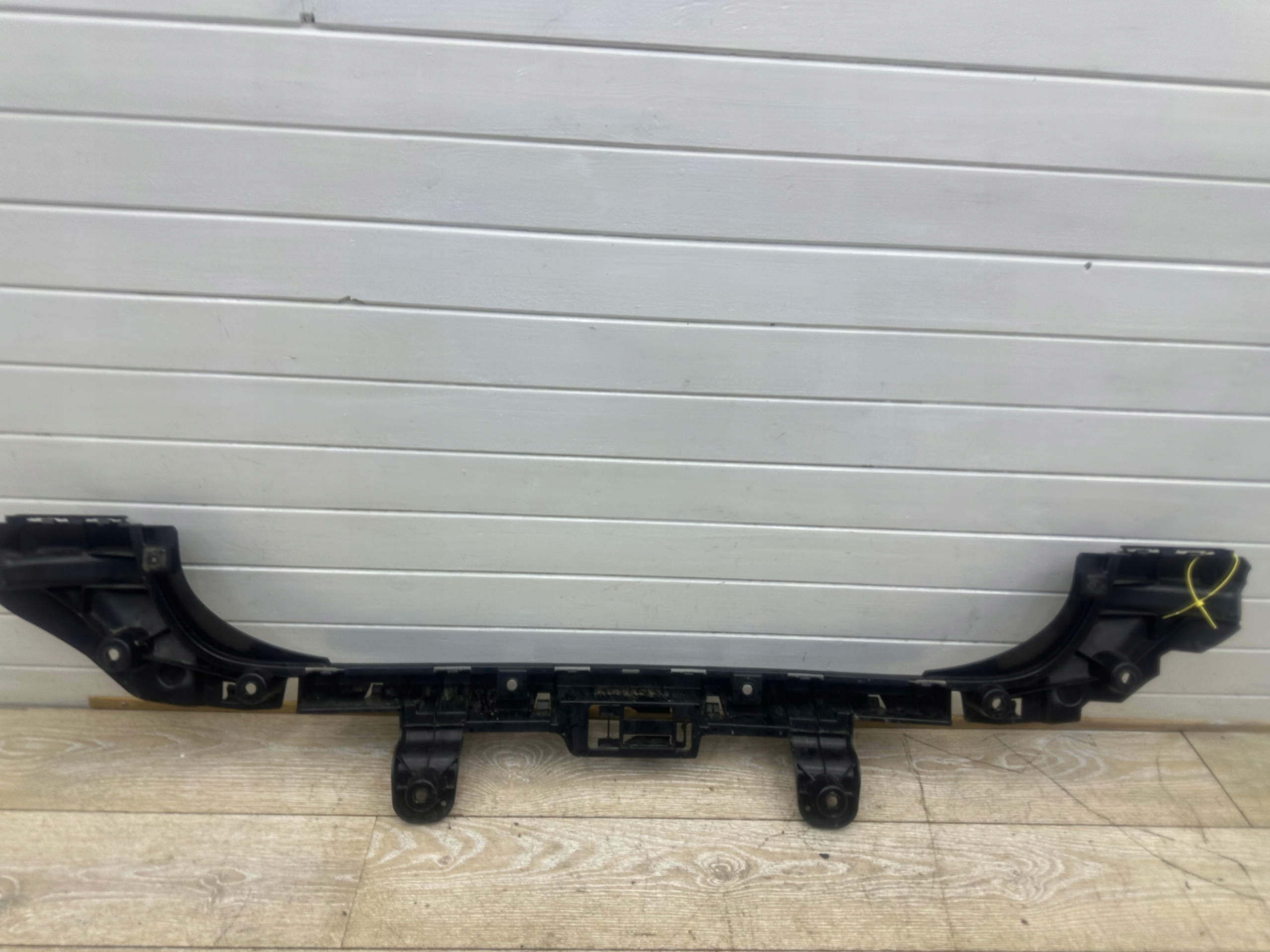 Support Support plaque Console Pare choc Arrière Arrière BMW X1 E84 4884482
