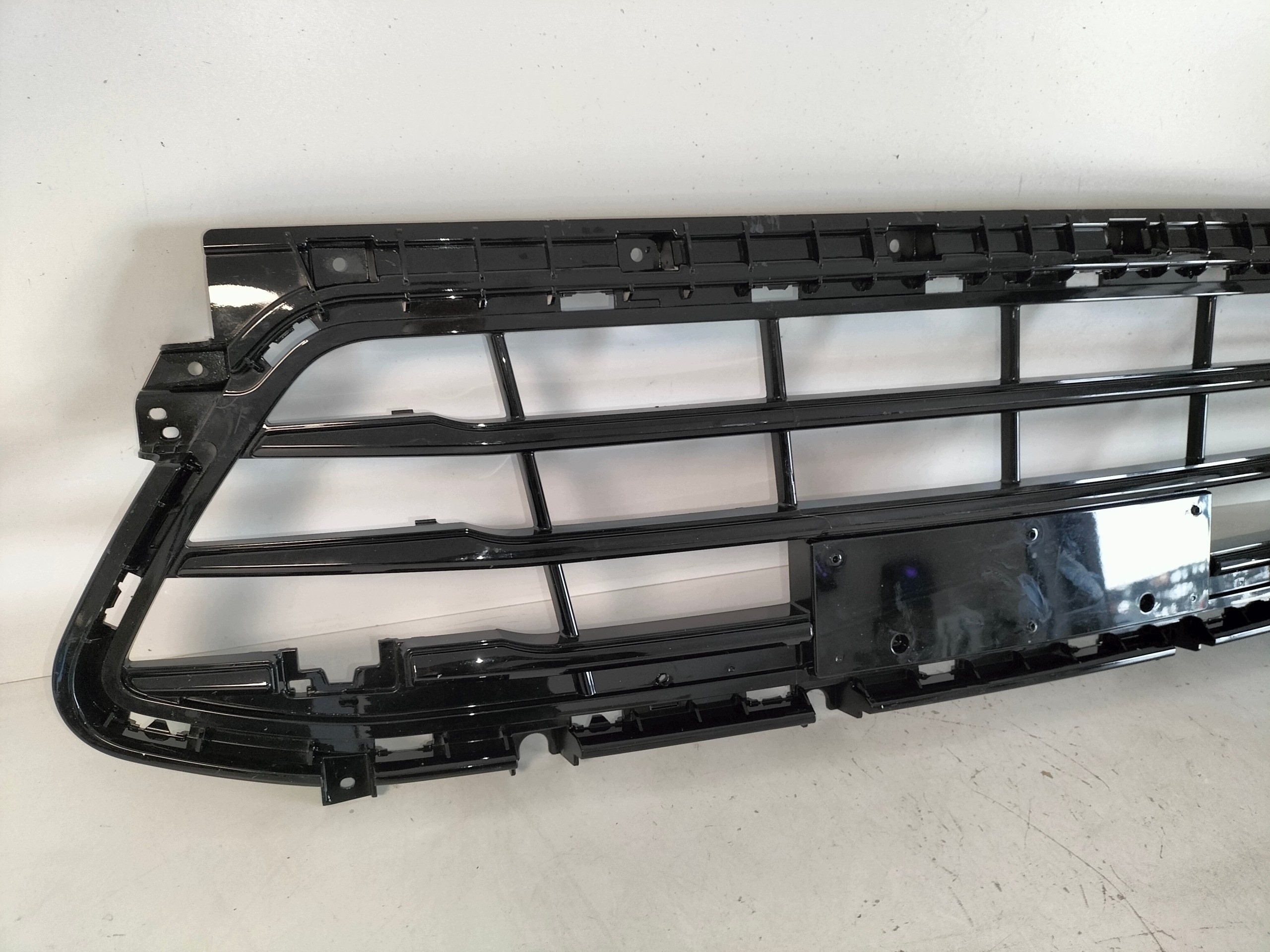 grille grid of a bumper front SSANGYONG KORANDO IV 19