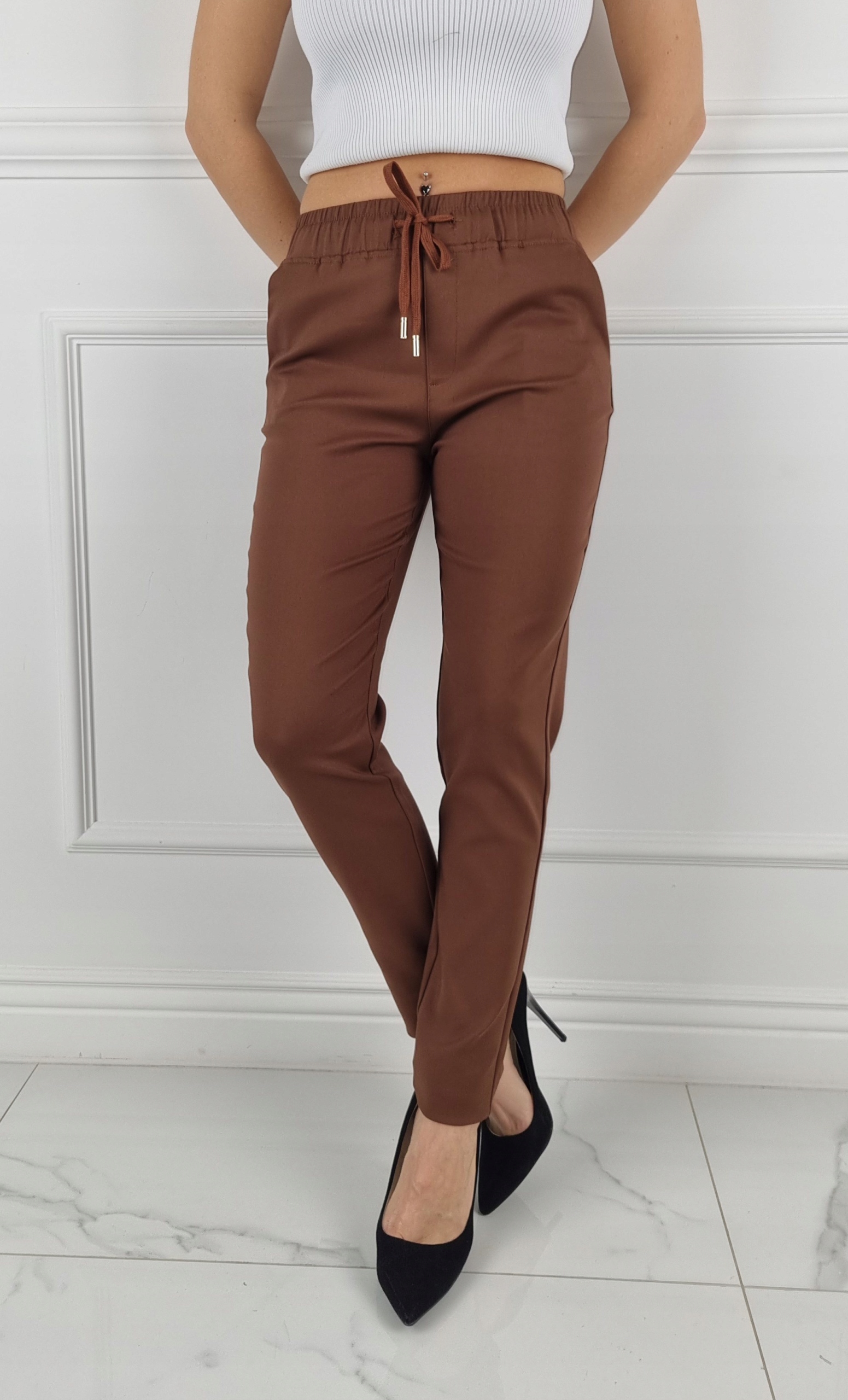 #DAMSKIE SPODNIE FREESIA - GUMKA DŁUGIE WIĄZANE # Kolor brązowy