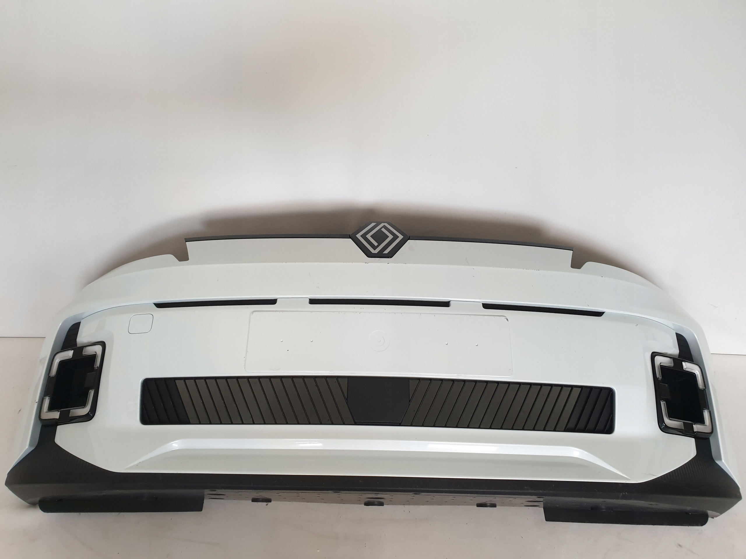 RENAULT 5 V E-TECH 24-> bumper front front RADAR LED cover 62010M626R