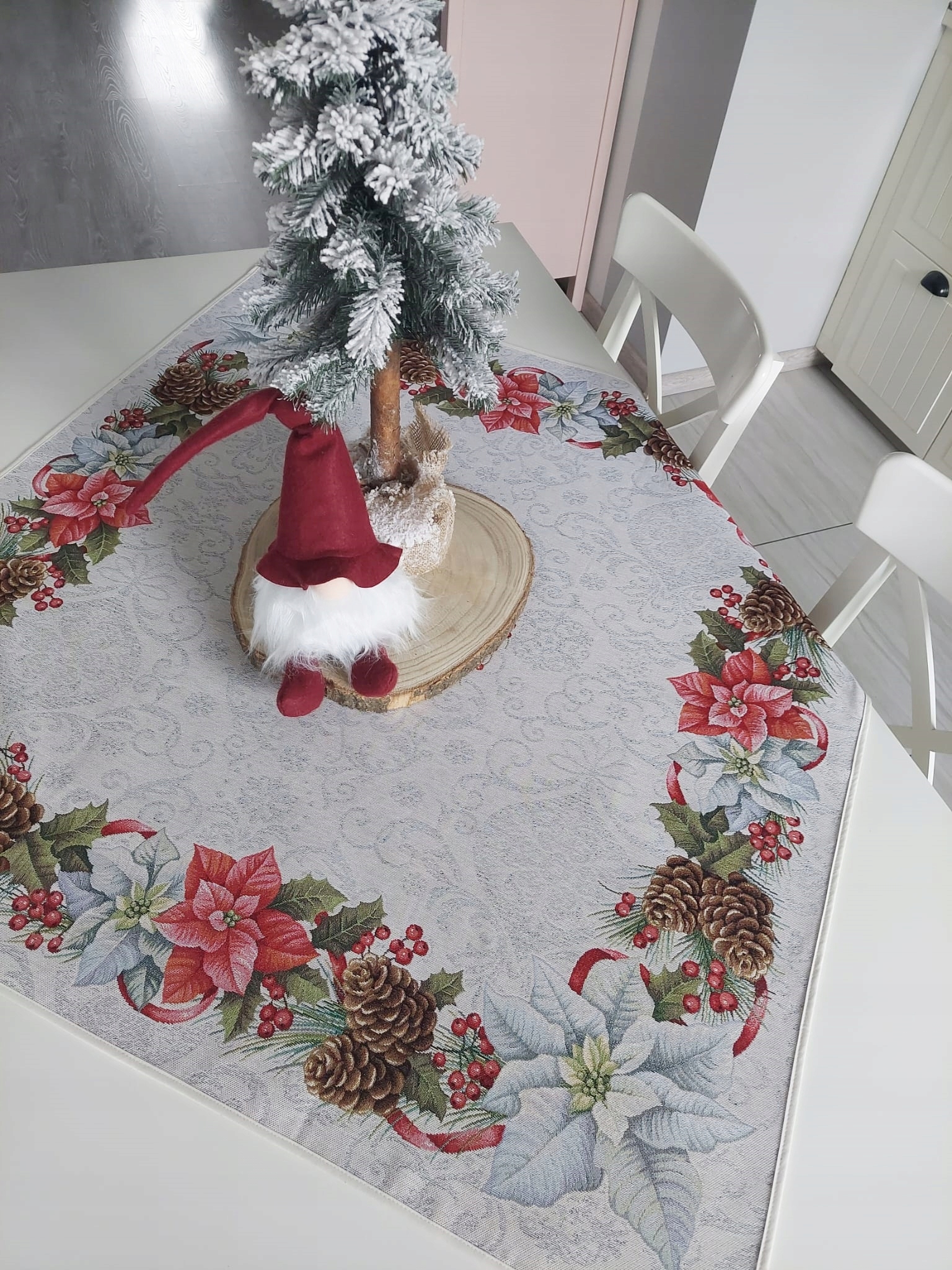 Ubrus s Betlémskou hvězdou 100x100 cm 1198