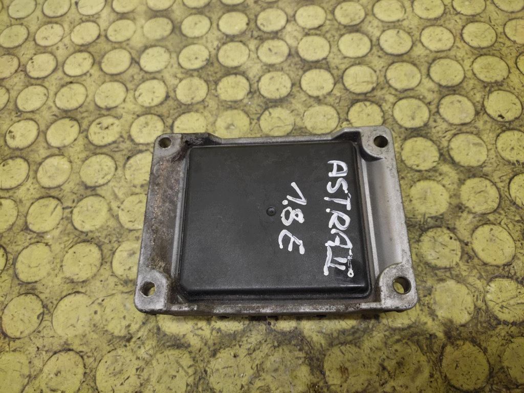 OPEL ASTRA G control unit of the engine 0261206332