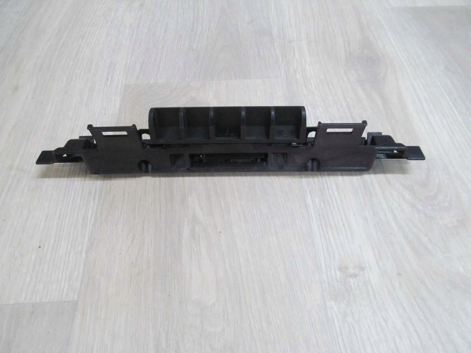 FORD RANGER III KLAMRA ZAPIECIE PAKI ZAMEK EB3B-26 Typ samochodu Samochody osobowe