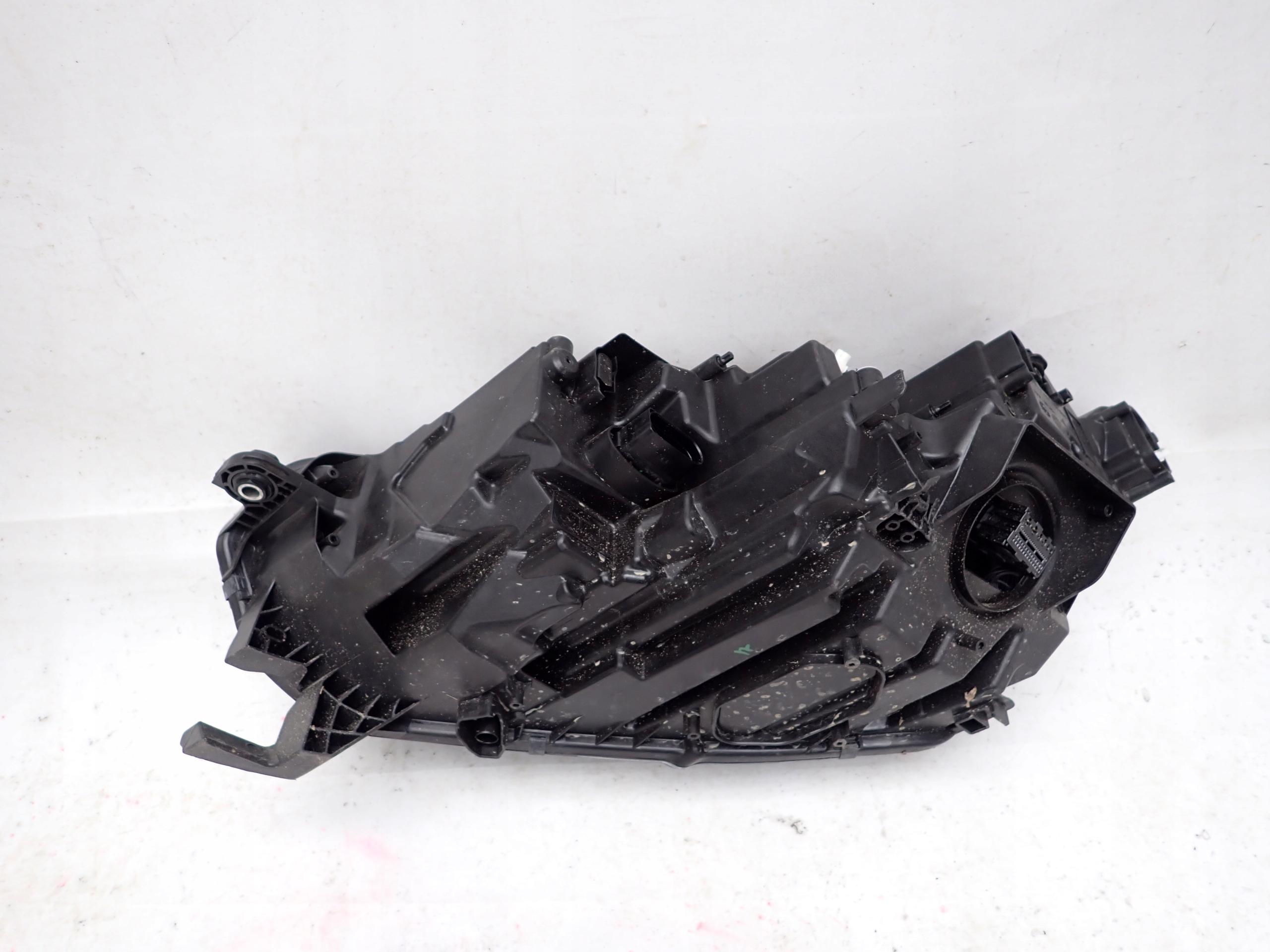 SKODA OCTAVIA IV 4 19-> light front front right FULL LED