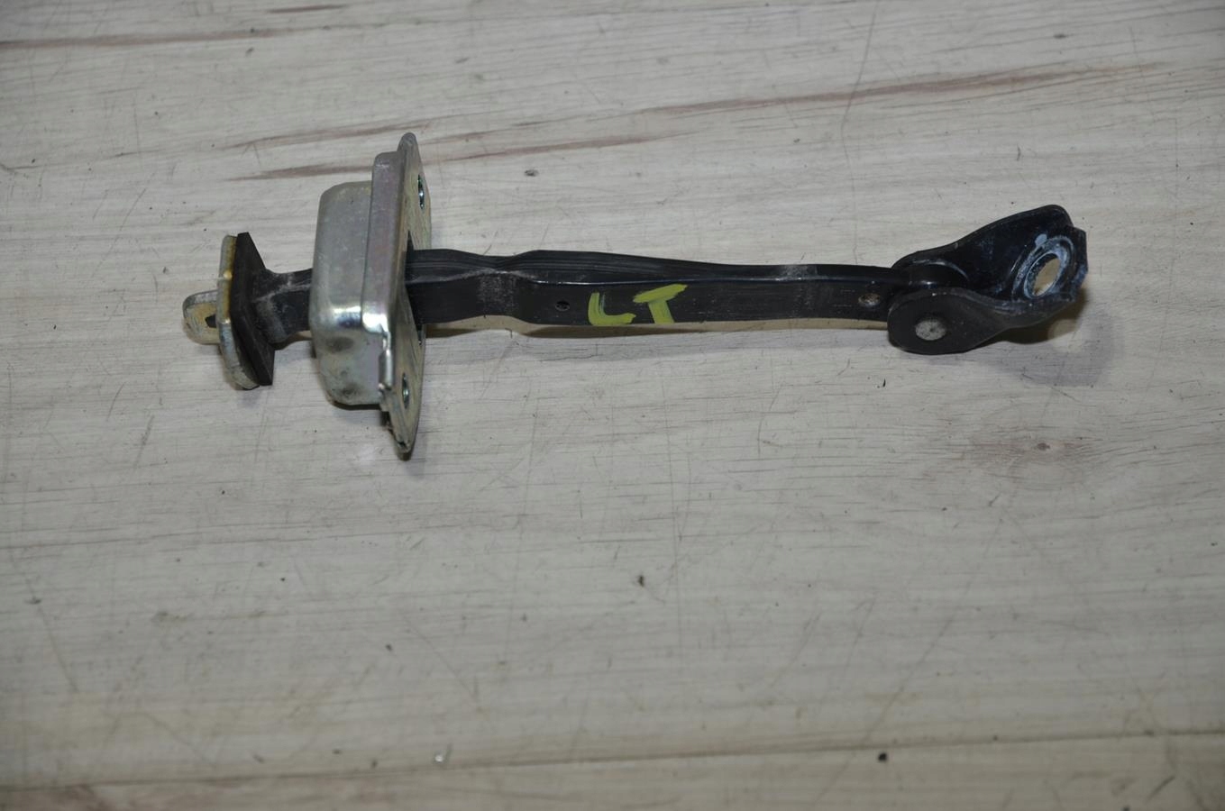 limiter door left rear part Renault Kadjar