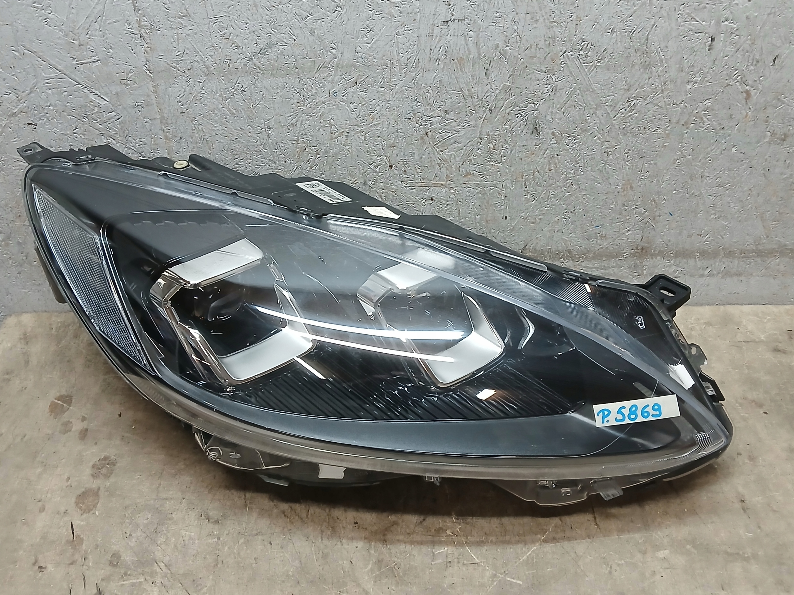 light front right FORD KUGA MK3 FULL LED LV4B-13E016-AN