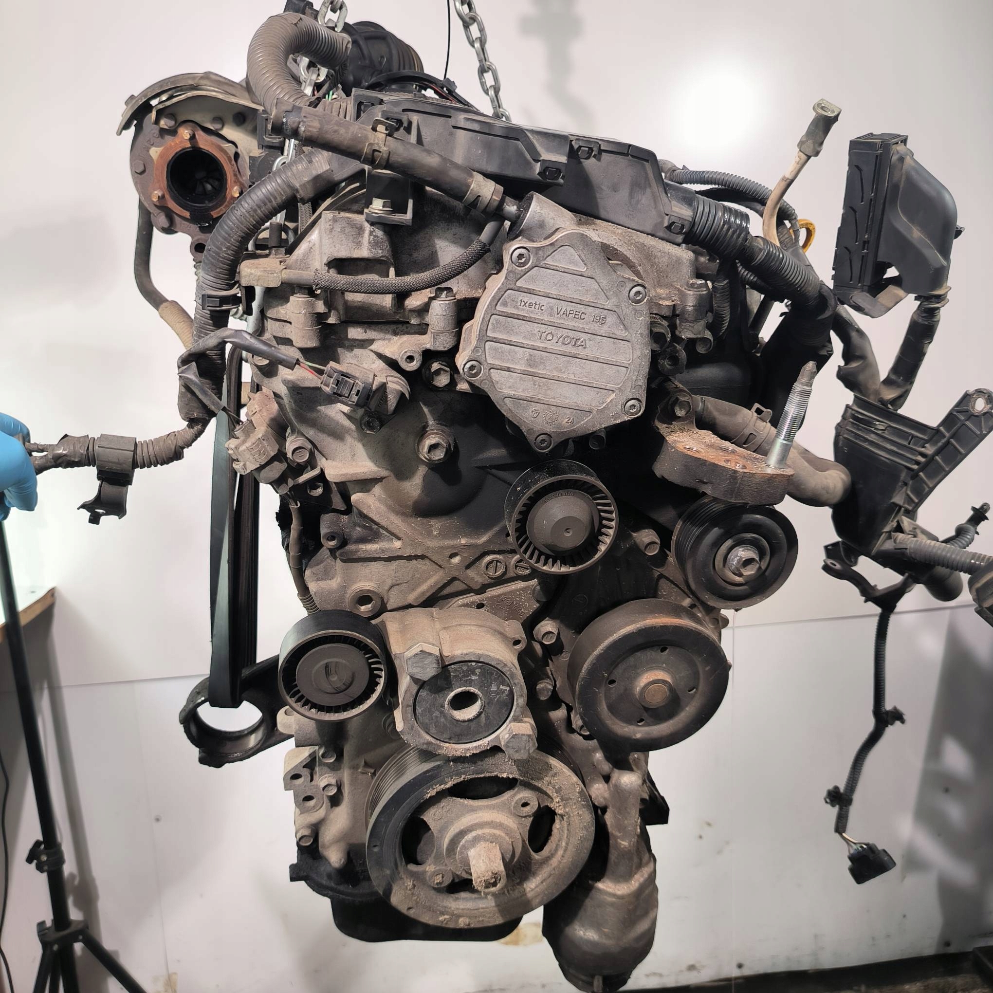 engine complete 2.2 136 2AD-FTV TOYOTA RAV-4 III