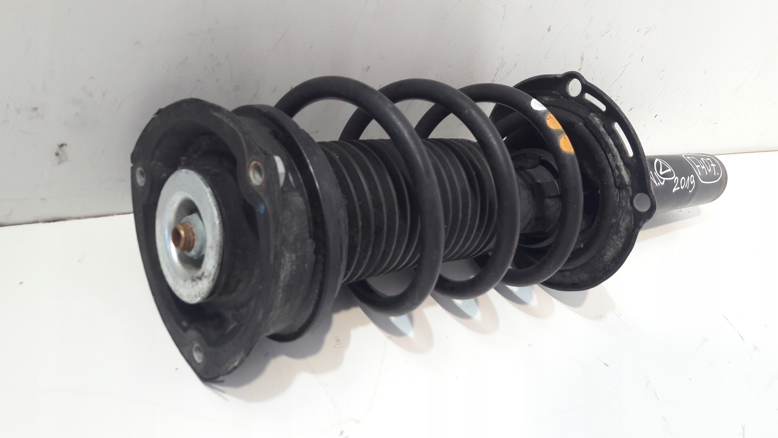 VW GOLF AUDI A3 2019 T-ROC shock absorber left front McPherson 5Q0412331E