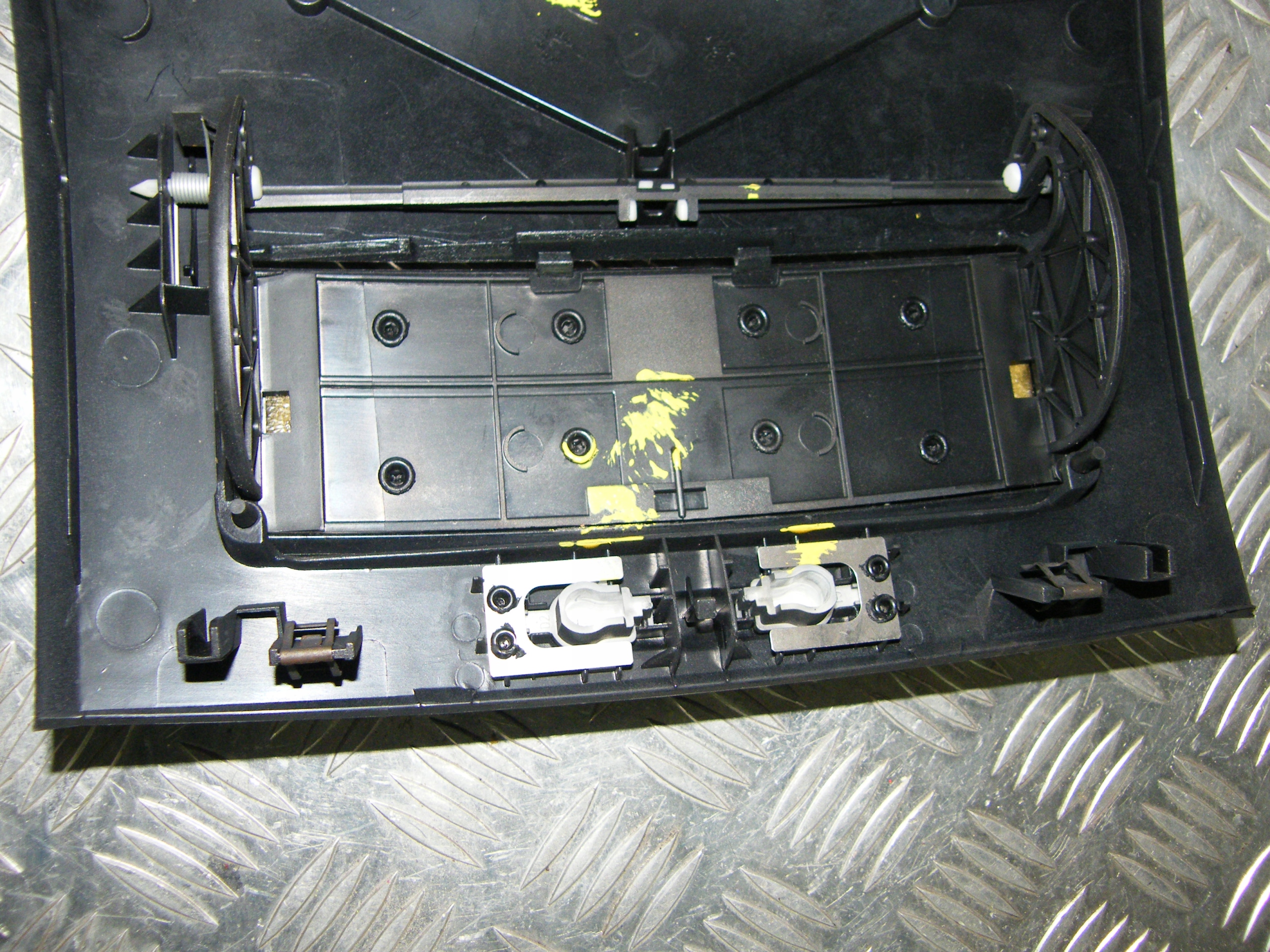 НАВИГАЦИОННАЯ КРЫШКА КОЗЫРЕК MEGANE II LIFT ДИСПЛЕЙ