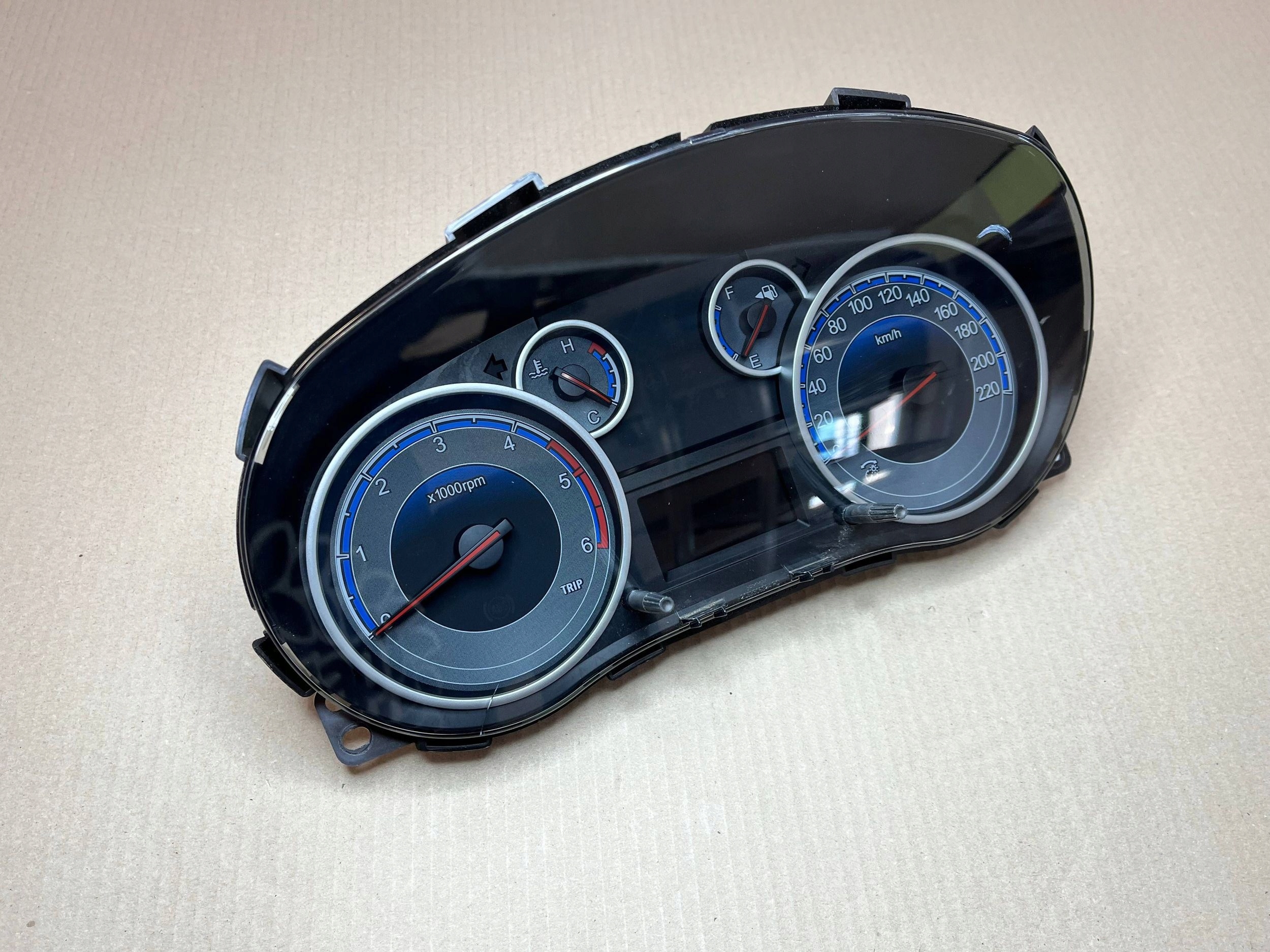 dials Suzuki SX4 34100-55L50