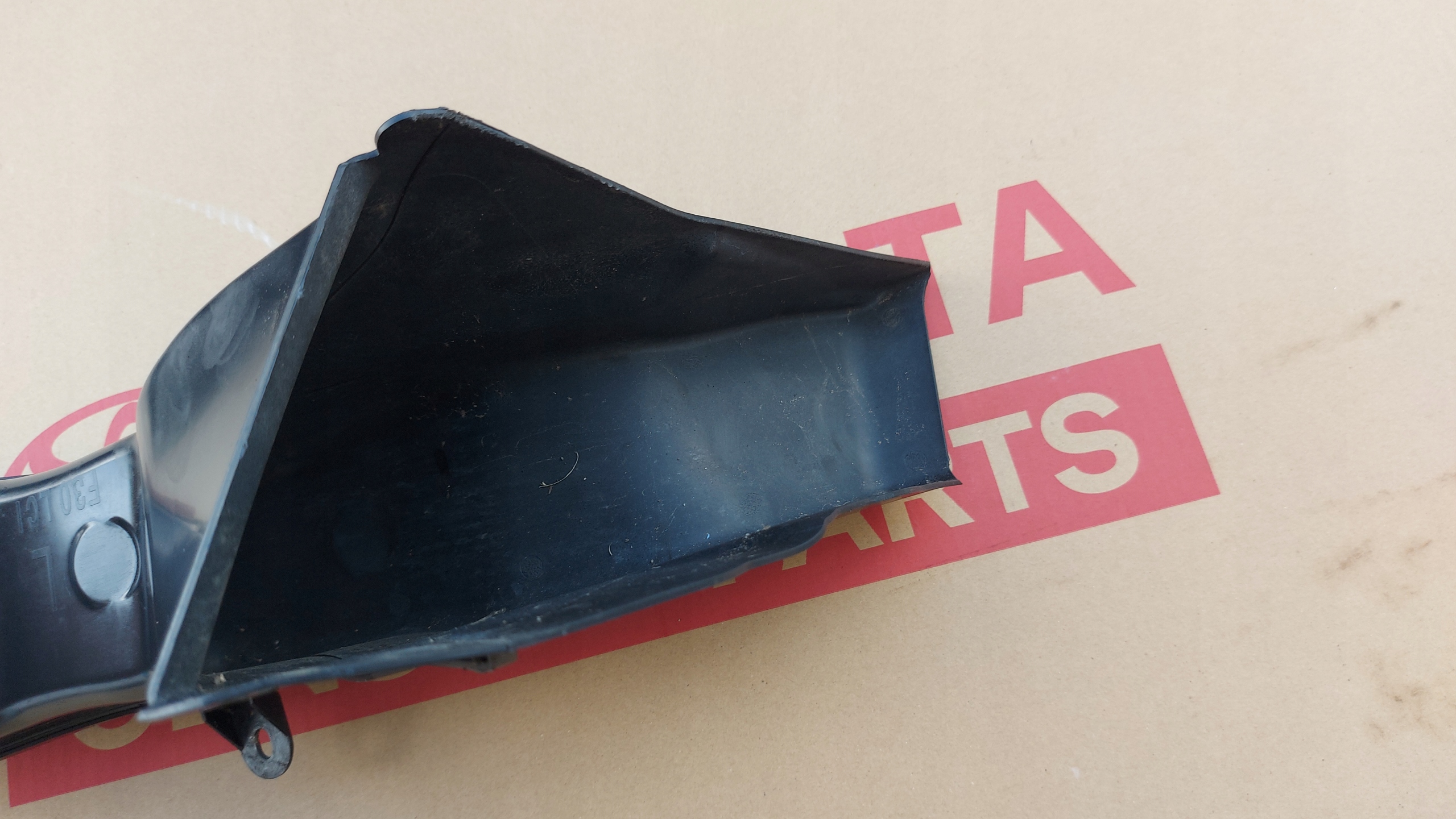 drain air left front BMW 3 F30 F31