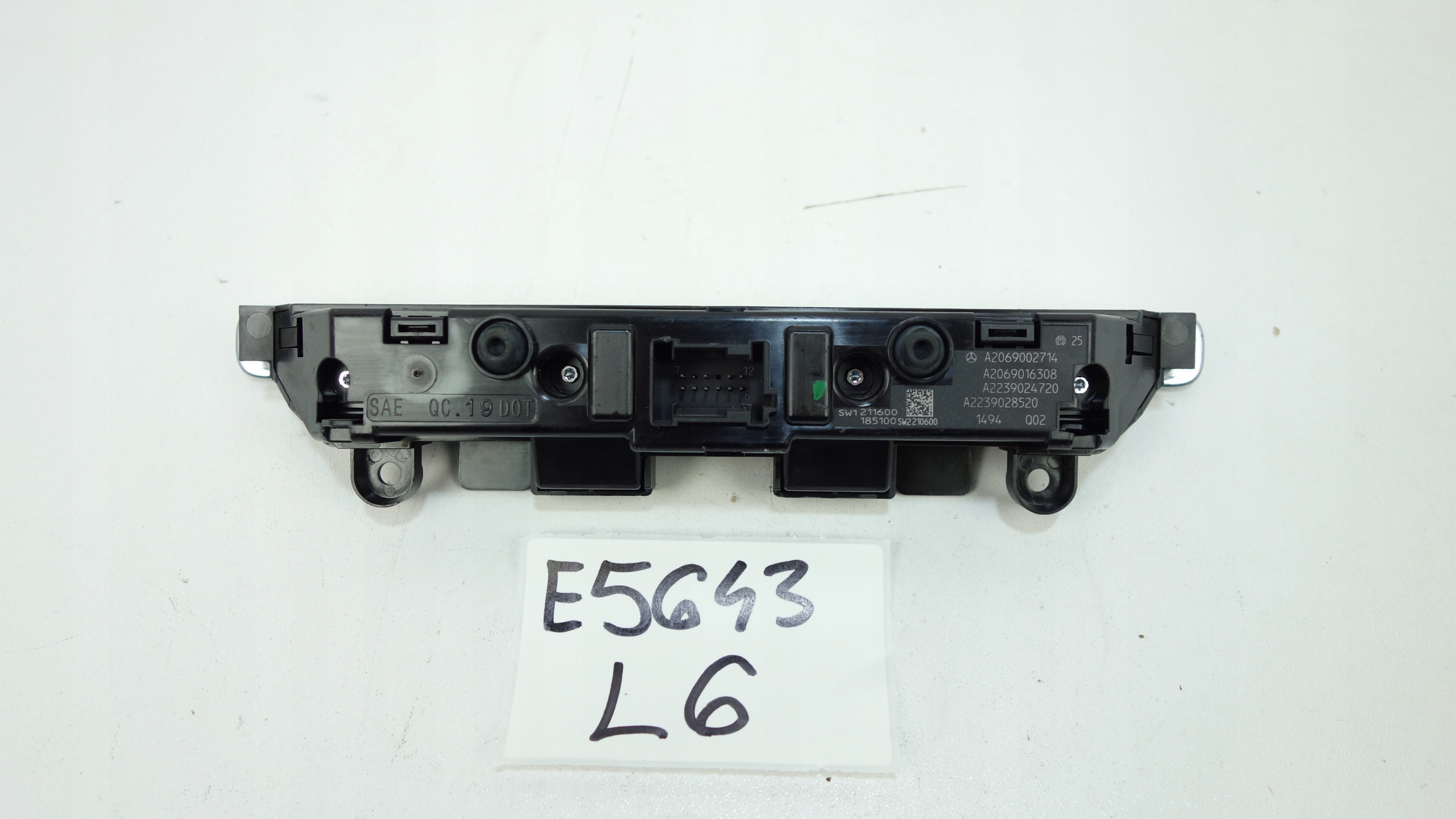 control panel central MERCEDES C W206 2021- A2069002714