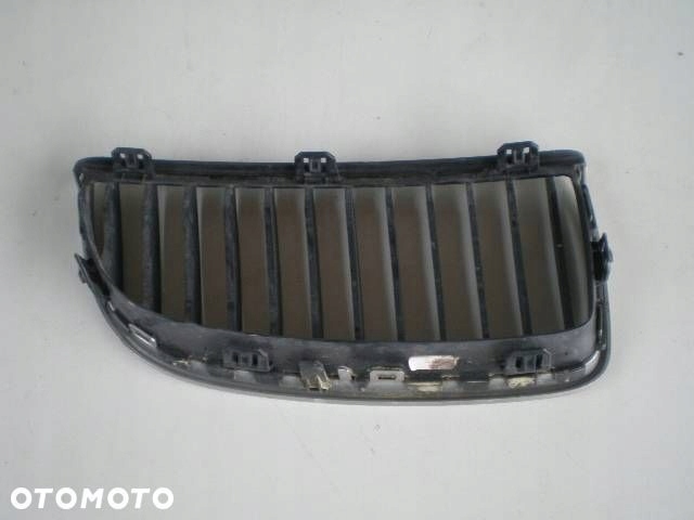 BMW 3 III E 91 E 90 05-08r maska bubreg