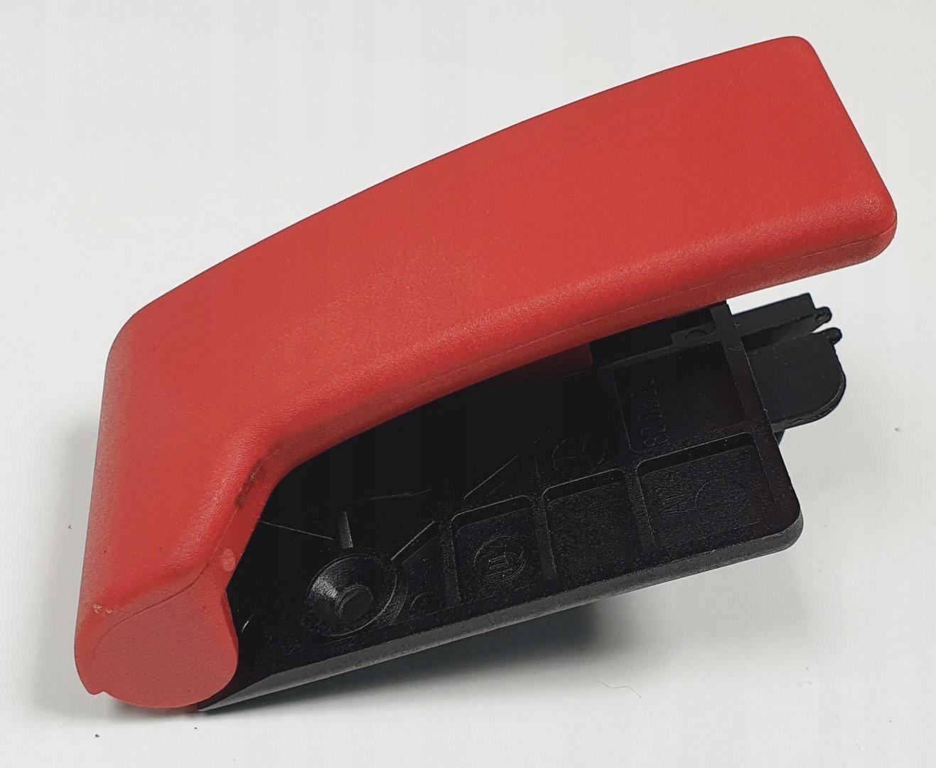 RĄCZKA OTWIERANIA MASKI MERCEDES GLK X204 Typ samochodu Samochody osobowe