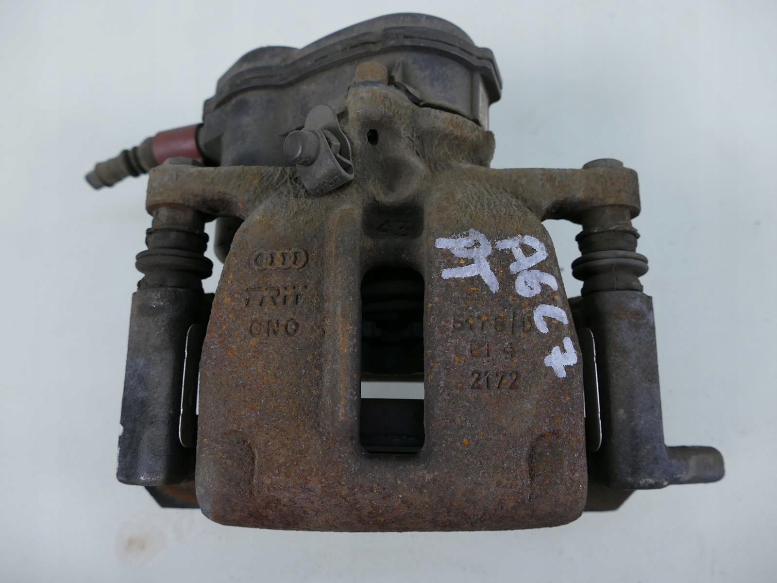 AUDI A6 C7 2.0 TDI caliper brake right rear part below discs 300 mm