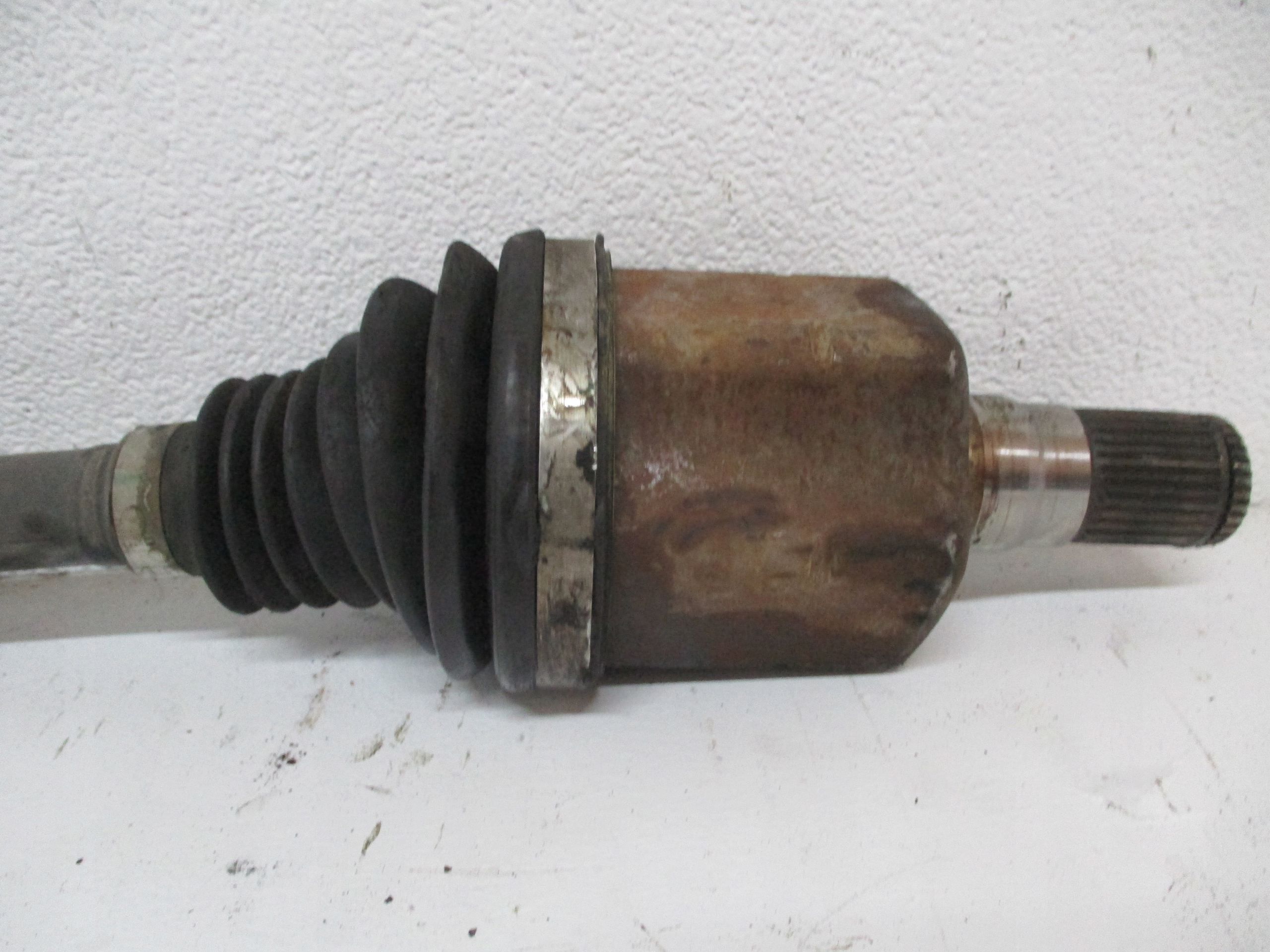 semi-axis left VOLVO XC90 2,0D P32339220 front