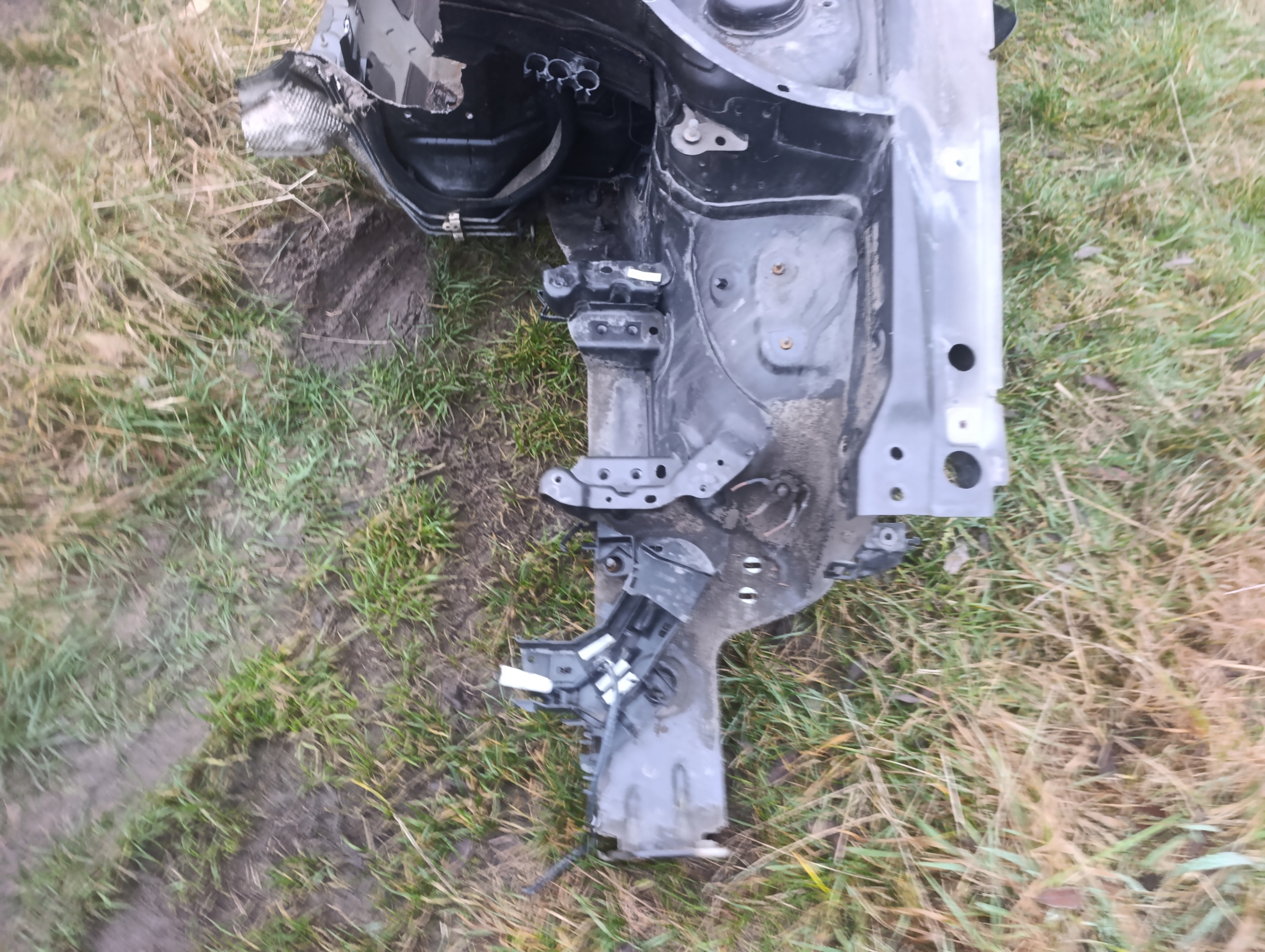quarter left front left front Volkswagen Passat B7