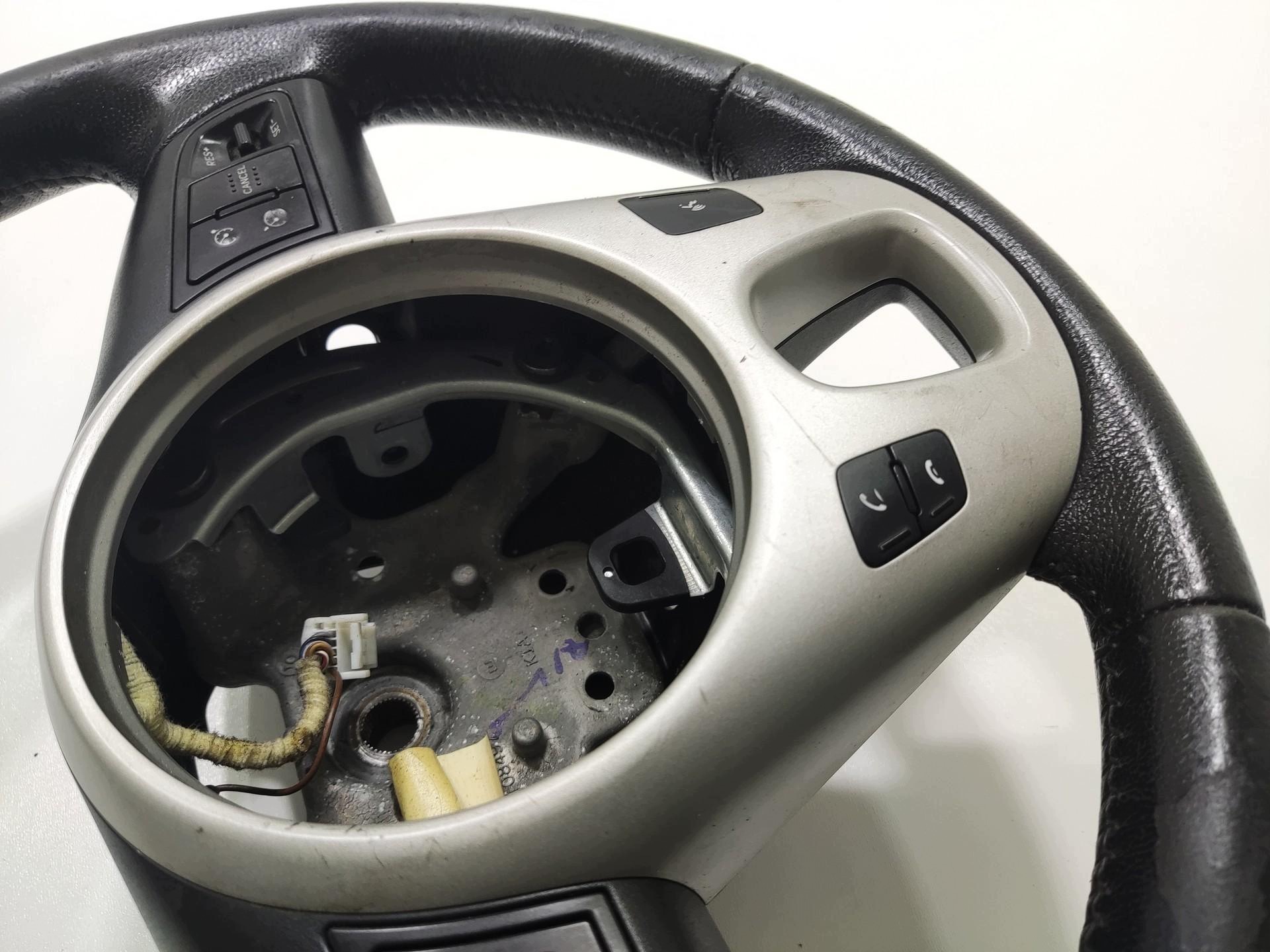 volante MULTIFUNKCJA STEROWNIE KIA VENGA 2009-2014