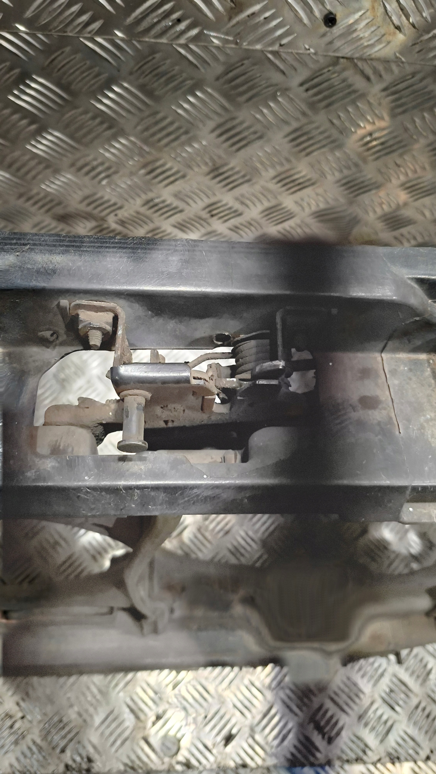 support panel for radiators pillar AUDI A6 C5 2.5TDI