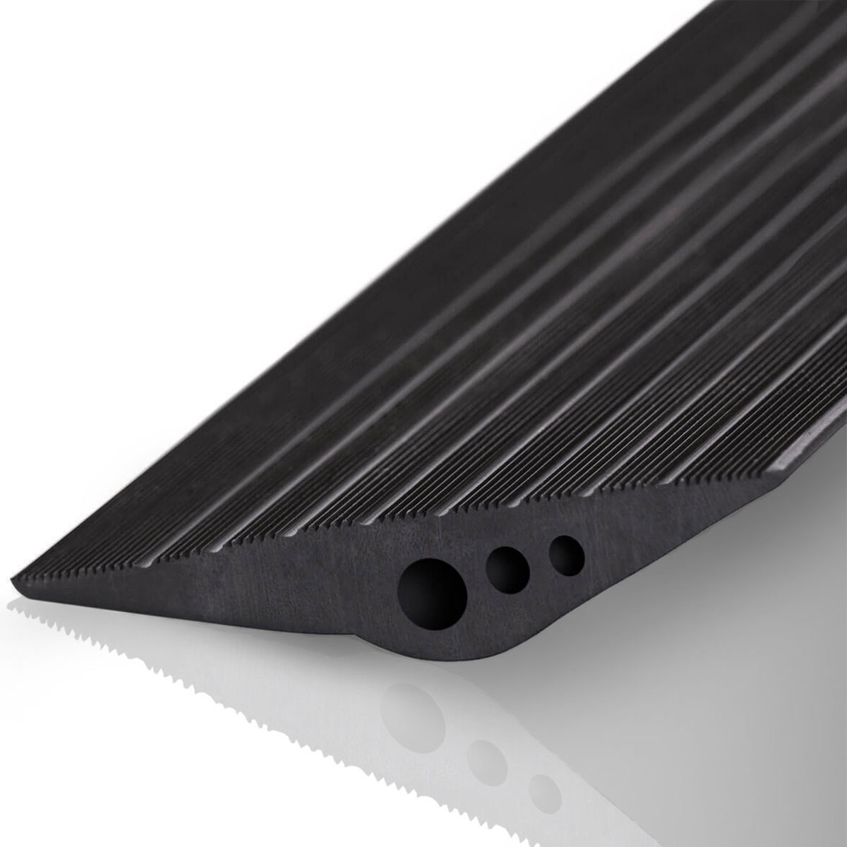 Uszczelka garażowa próg do bramy SGD01 3mb. Kod producenta SW10310.5