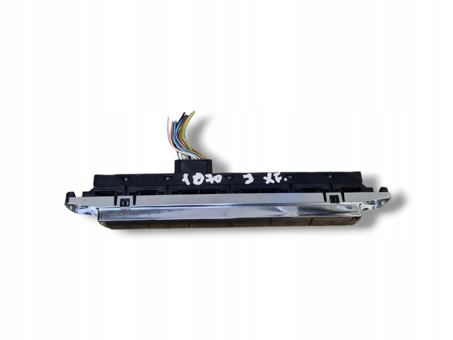 Panel switch Jaguar XF 250 2008 8X2311B650AB