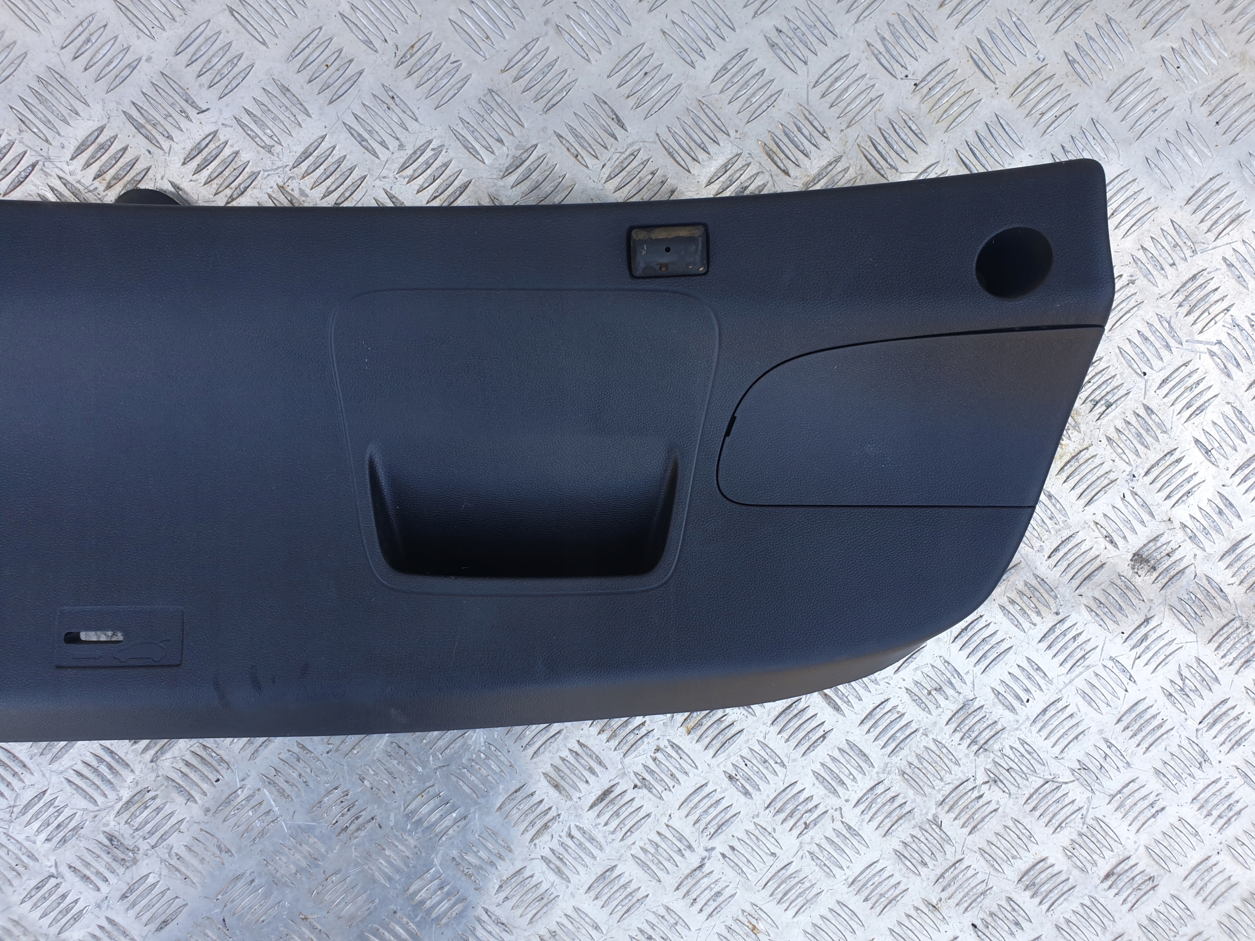 TAPICERKA KLAPY BAGAŻNIKA HYUNDAI i20 II HB 15r Numer katalogowy części 81750-C8000