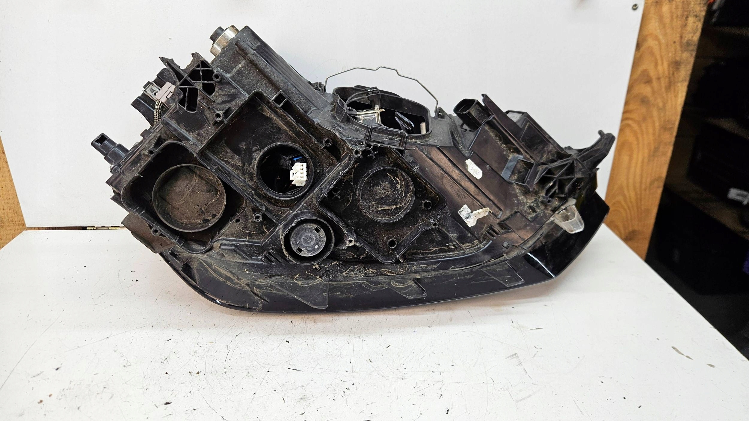 Volkswagen Golf Sportsvan 510 517 xenon left light front front reflektor