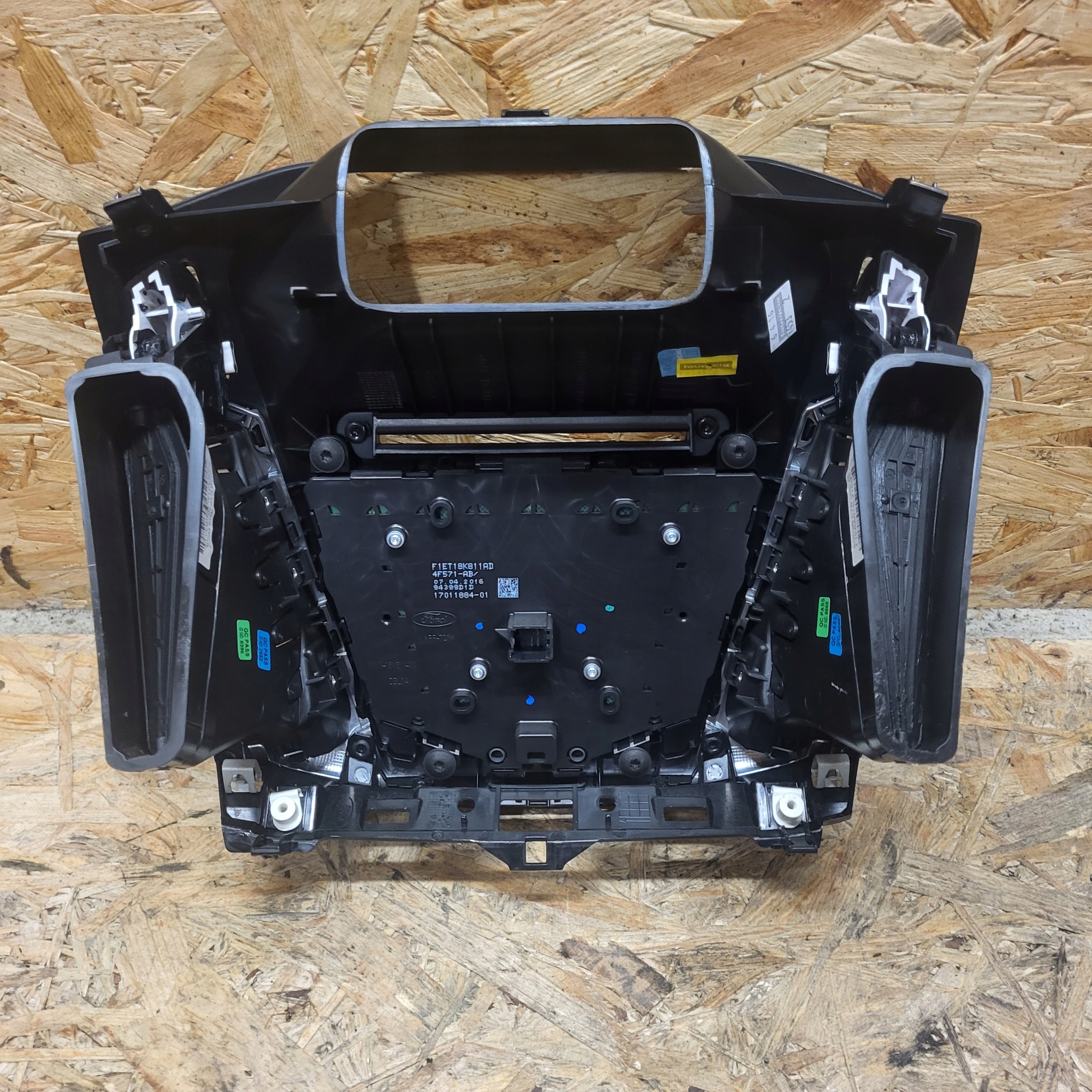 FORD FOCUS MK3 KOMBI HB 15-18R LiFT PANEL RADIA