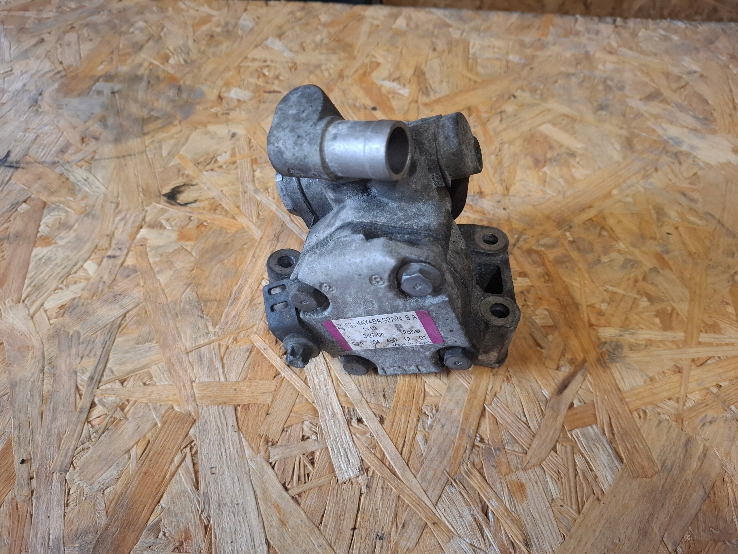 servo pump MERCEDES W211 2,2 CDI A0044661201