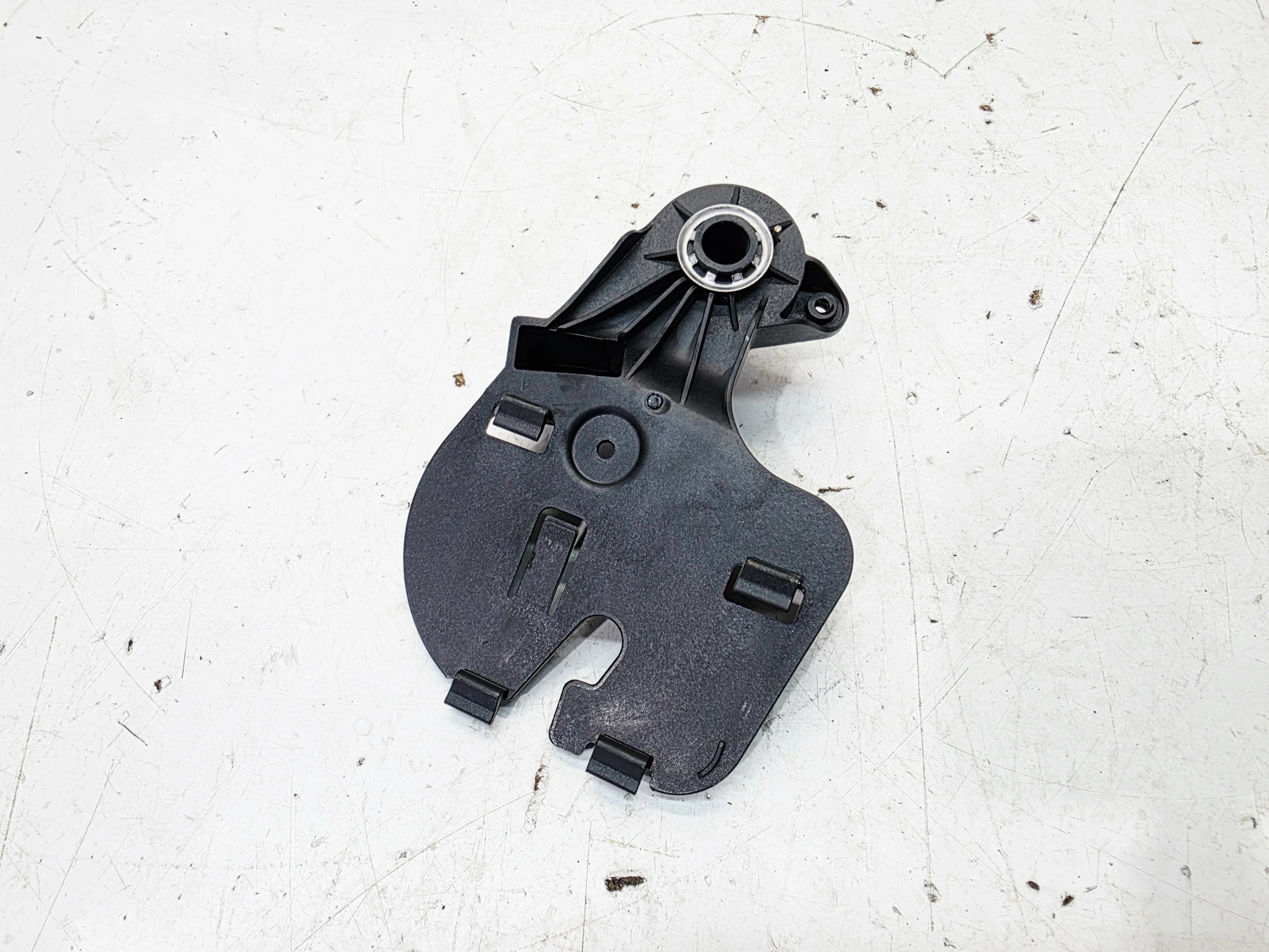 Poignée pour l’ouverture du capot Audi A3 A4 B8 A5 A6 A7 8T1823633B