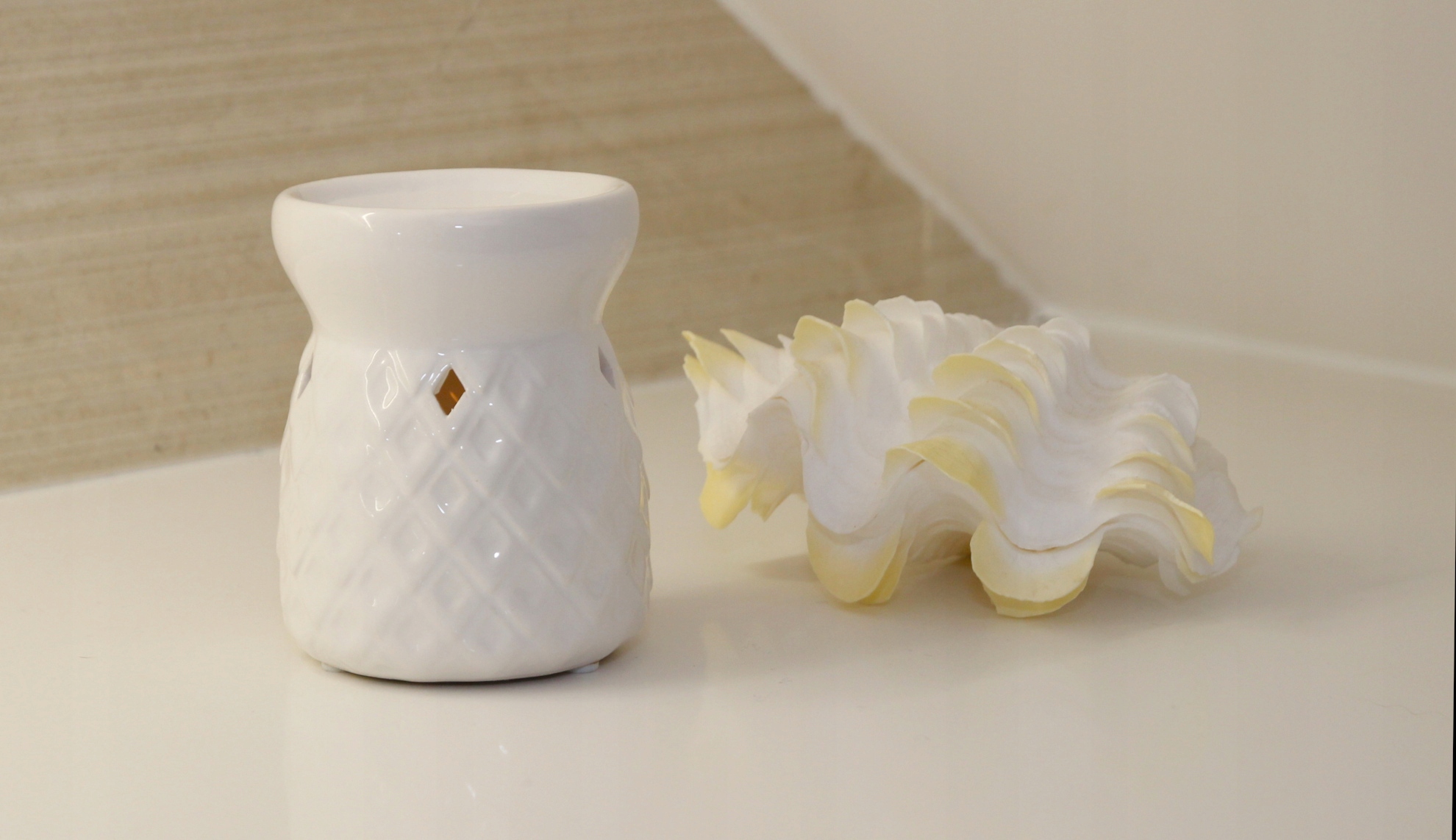 Kominek zapachowy ceramiczny do olejków eterycznych podgrzewacz na świeczkę