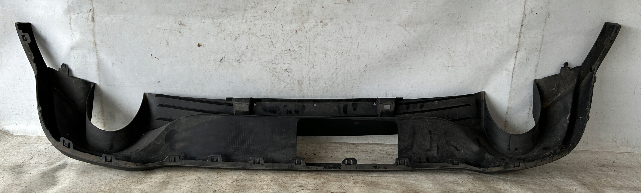 SPOILER der Stoßstange heck VW GOLF VIII GTI 5H6807568D