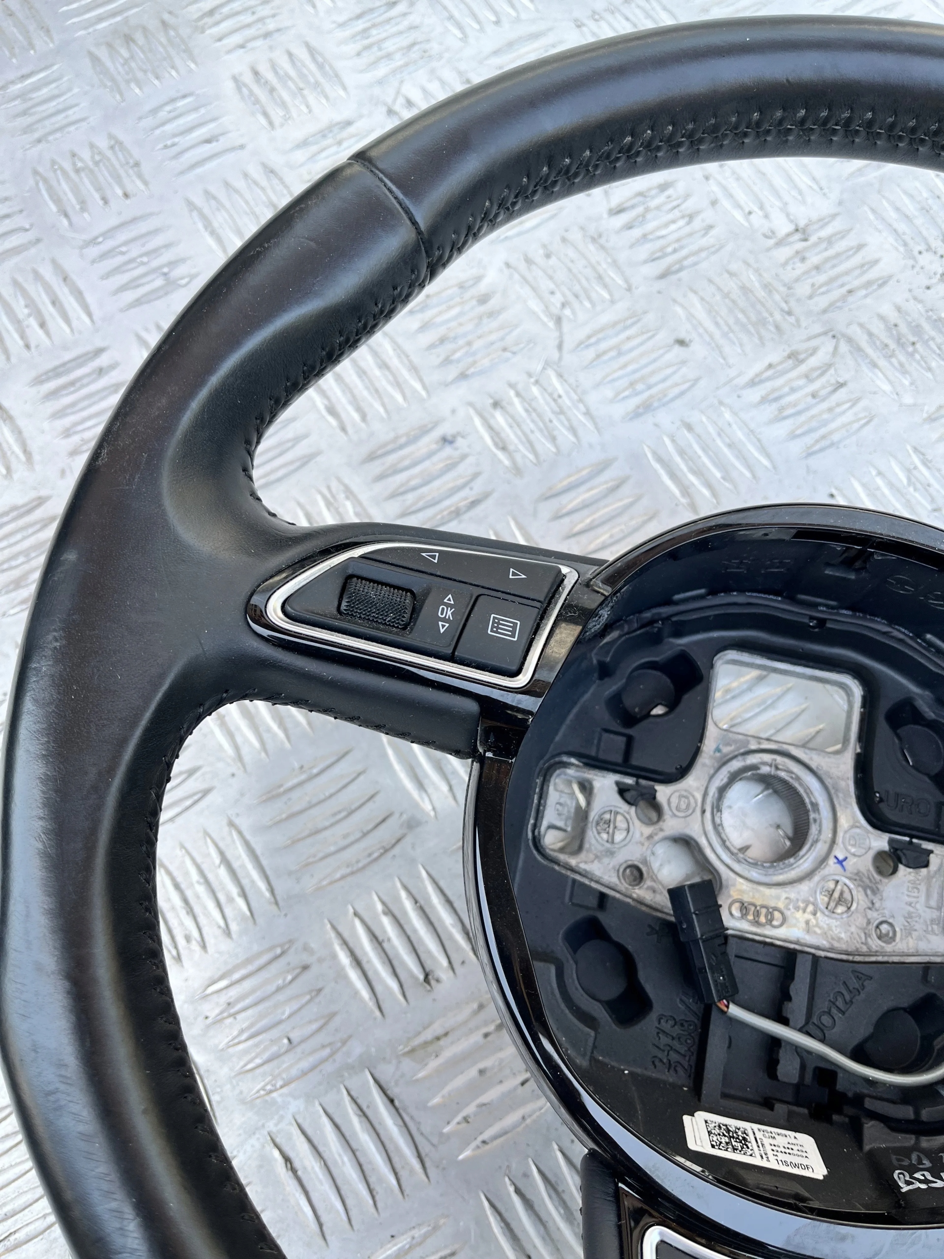 KIEROWNICA AUDI A3 8V 12-