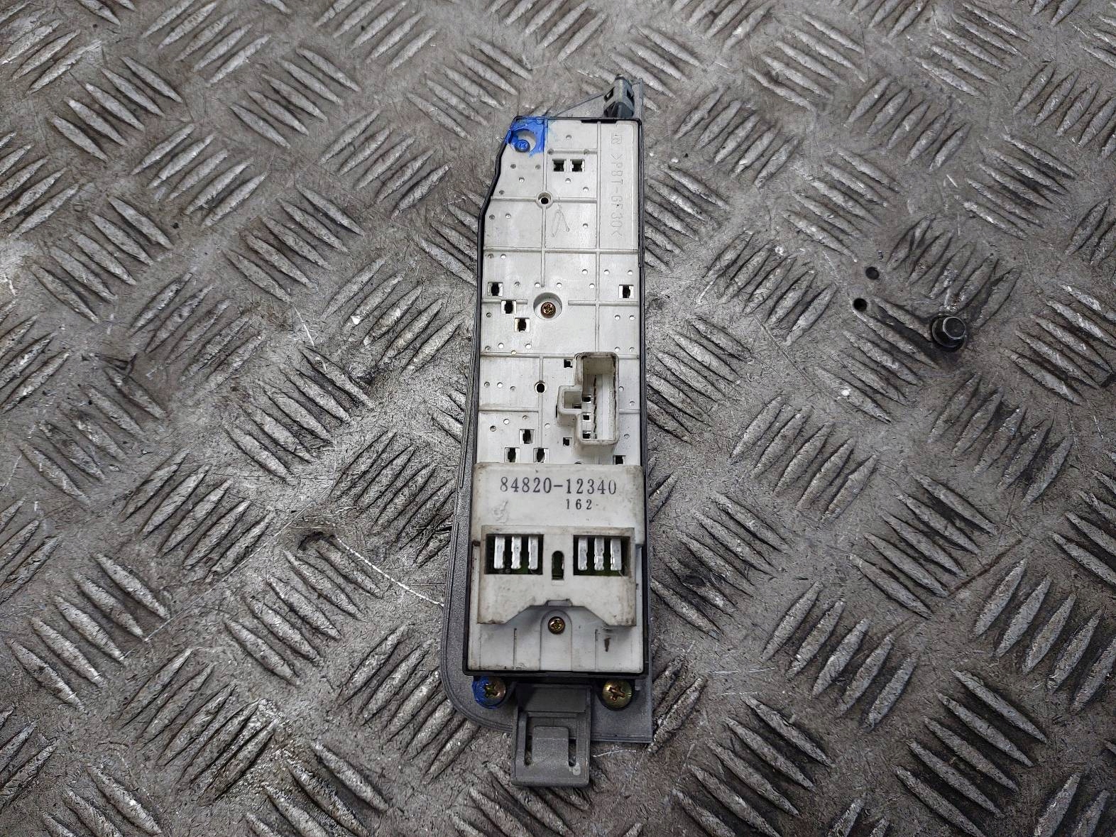 control panel of the window TOYOTA COROLLA E11 LIFT 84820-12340