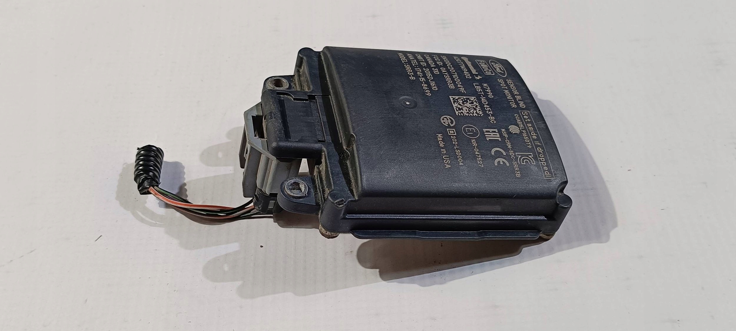 module sensor martwego pola blind spot radar right Ford Explorer VI 2020