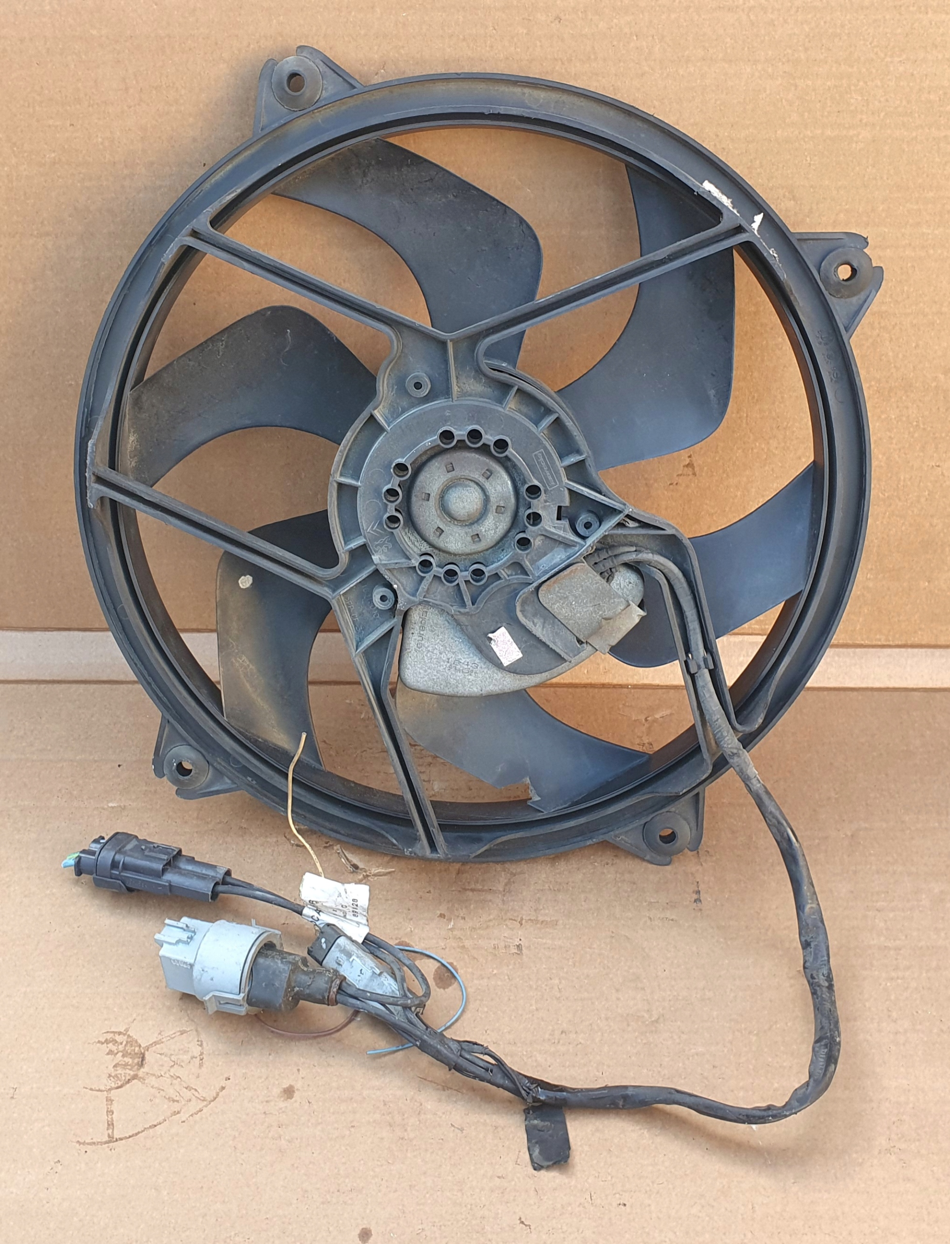 PEUGEOT 407 1.6HDI 04-11r WENTYLATOR CHŁODNICY MODUŁ 9653302780