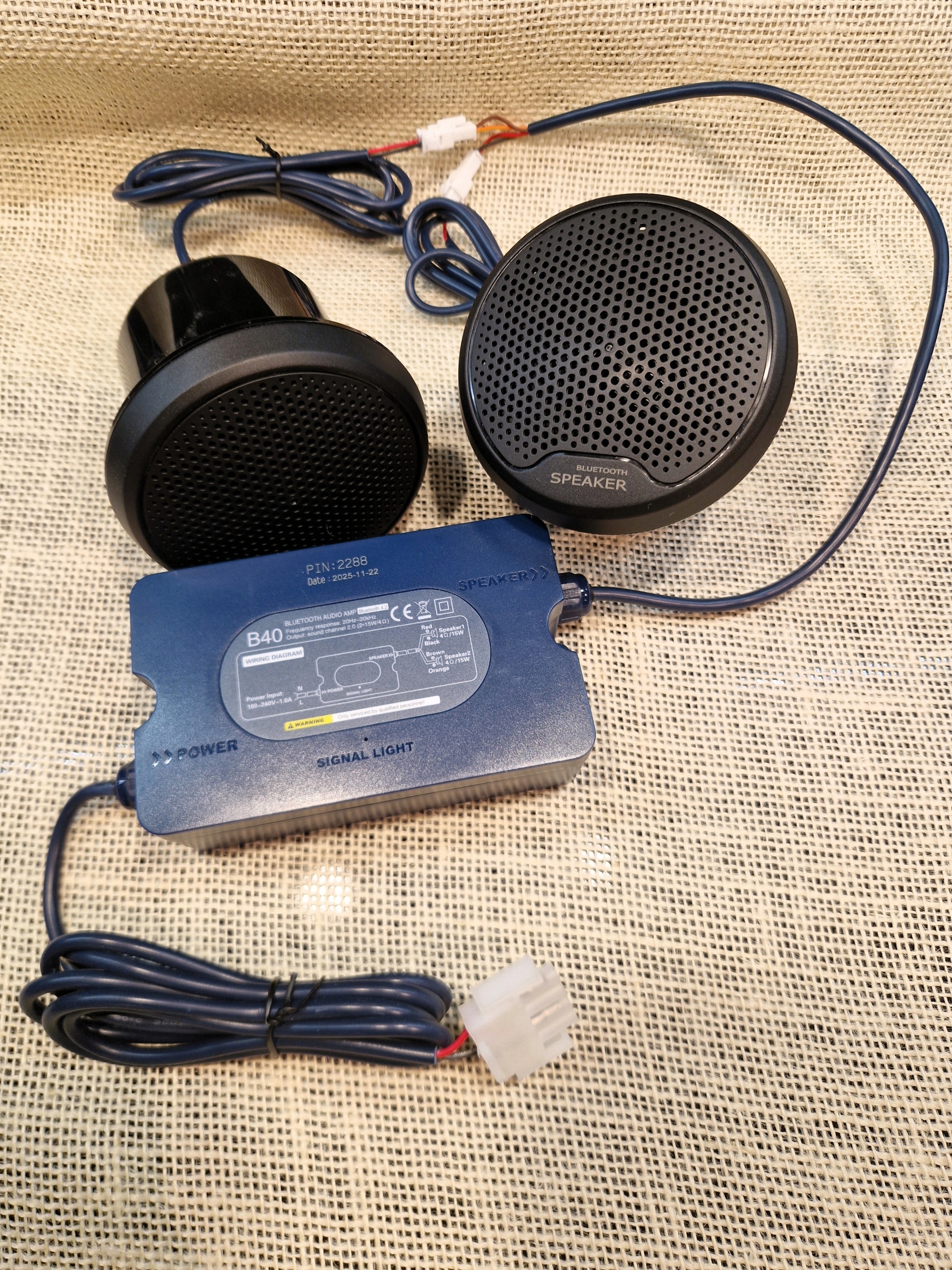 Vodotesné Bluetooth reproduktory 15 W – sada 2 ks Bluetooth skrinka