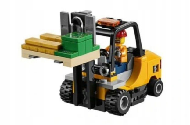 

Lego City 60198 wózek widłowy i np.60052,60098