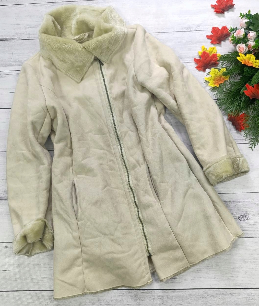 K542 ELLOS KOŻUCH KOŻUSZEK FUTERKO PŁASZCZ ASYMETRYCZNE ZAPIĘCIE 44