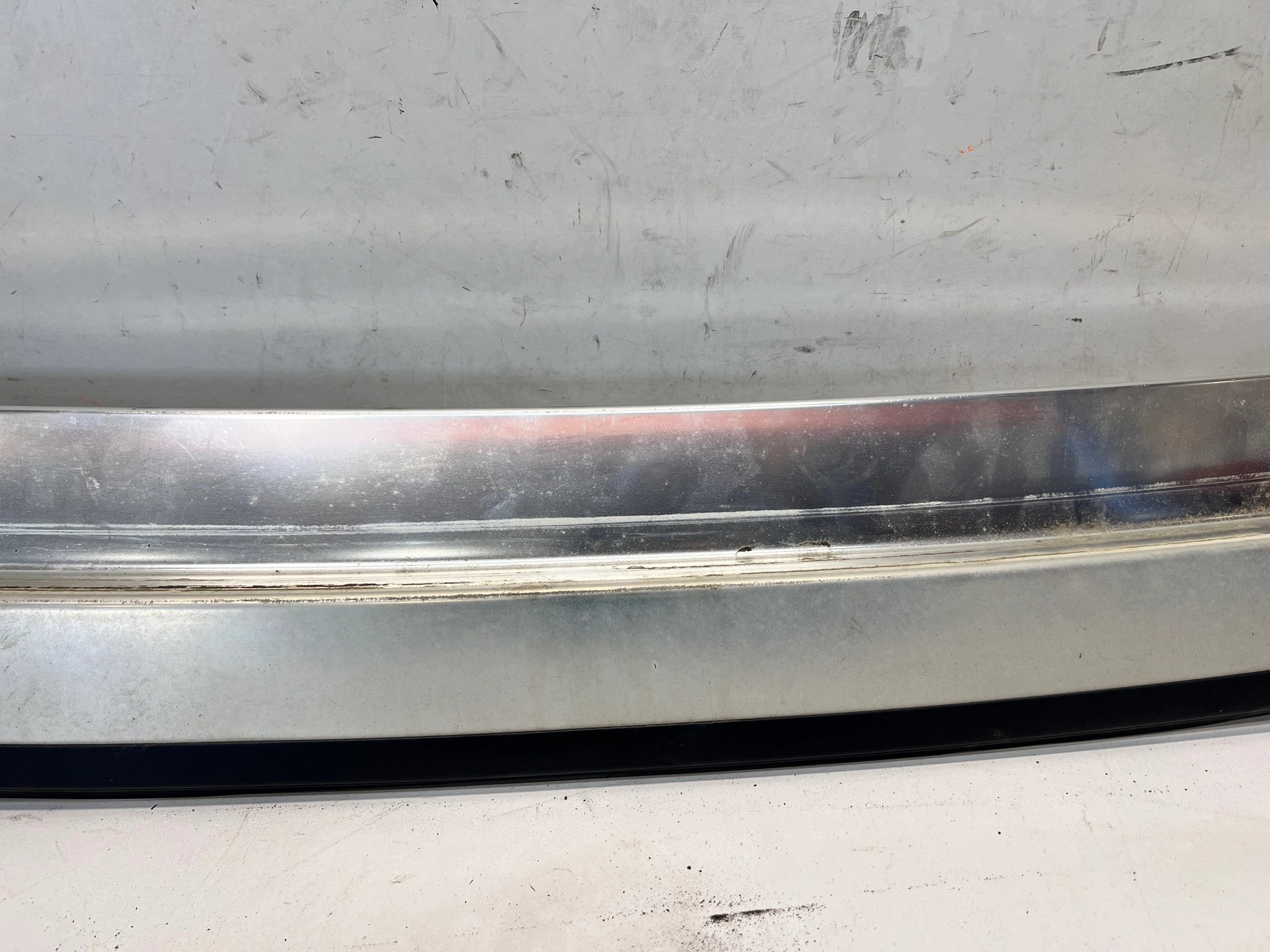 lišta CHROM okna čelního pravá AUDI A5 8F CABRIO 8F0853829B