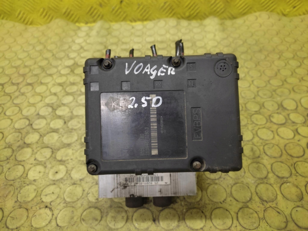 CHRYSLER VOYAGER IV pump ABS P04721284AB
